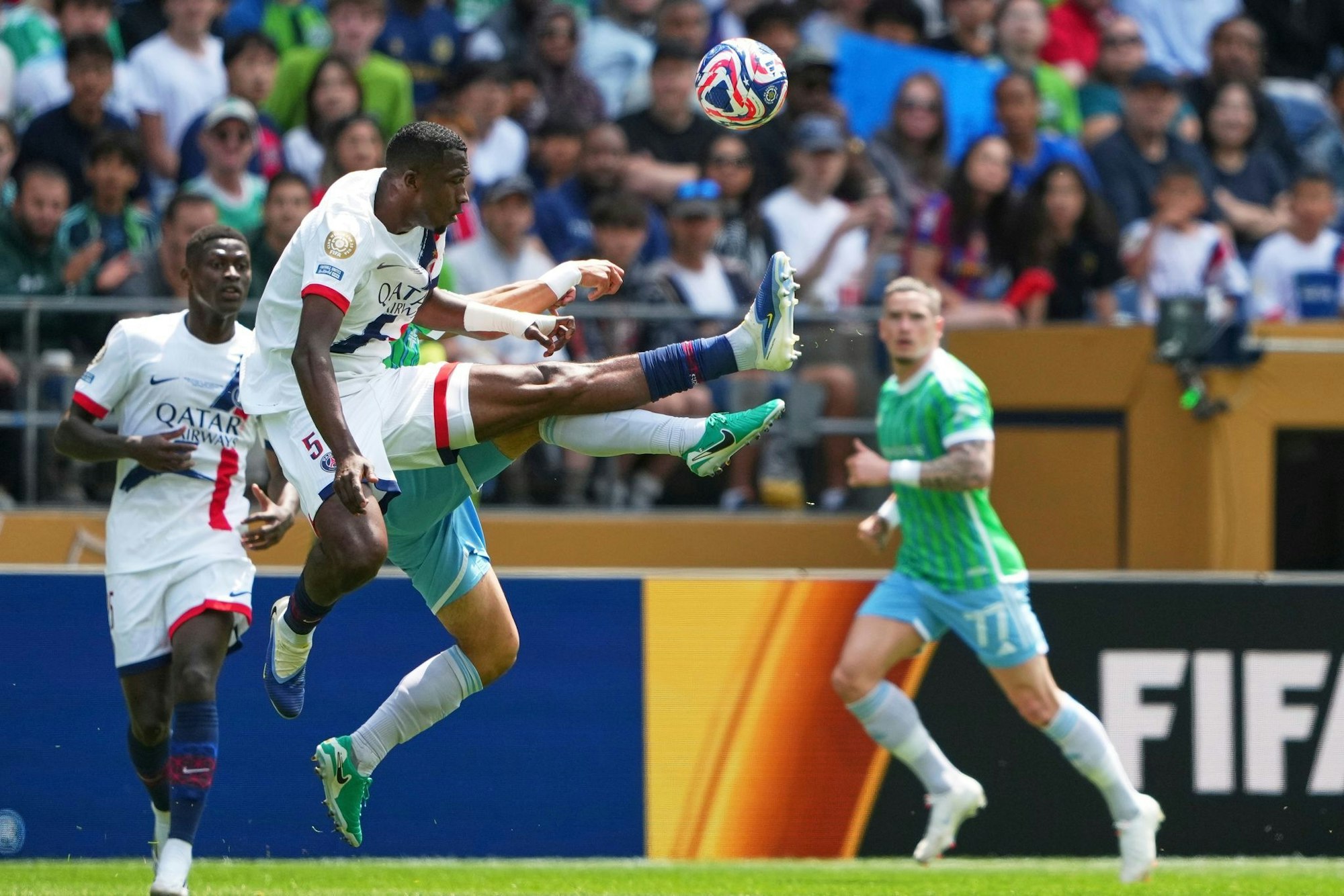 Paris Saint-Germain hat das Achtelfinale der Club-WM erreicht.