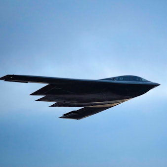 Der B-2-Tarnkappenbomber ist ein Meisterwerk der Technik
