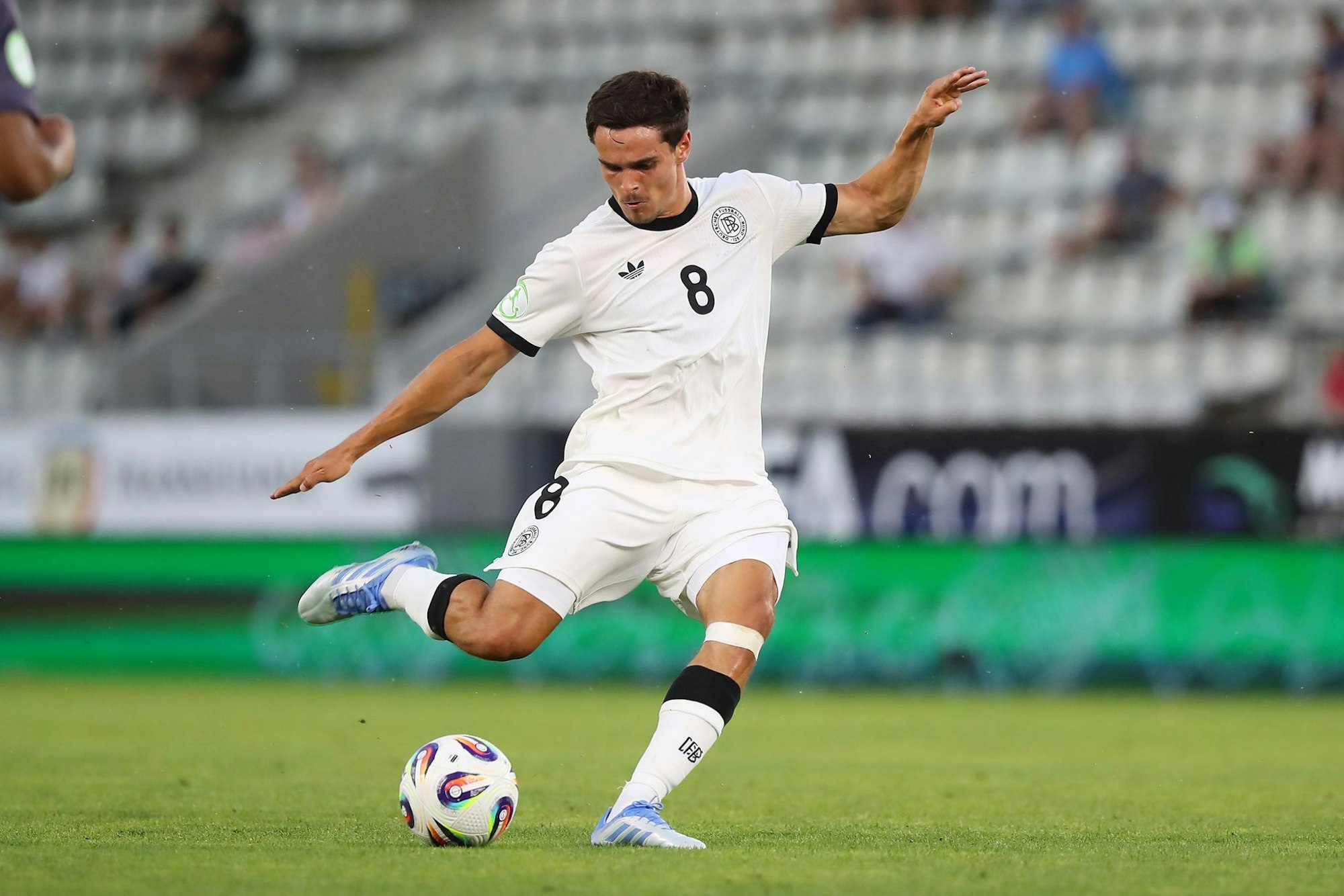 U19-Nationalspieler Kjell Wätjen wird von Borussia Dortmund an den VfL Bochum ausgeliehen.