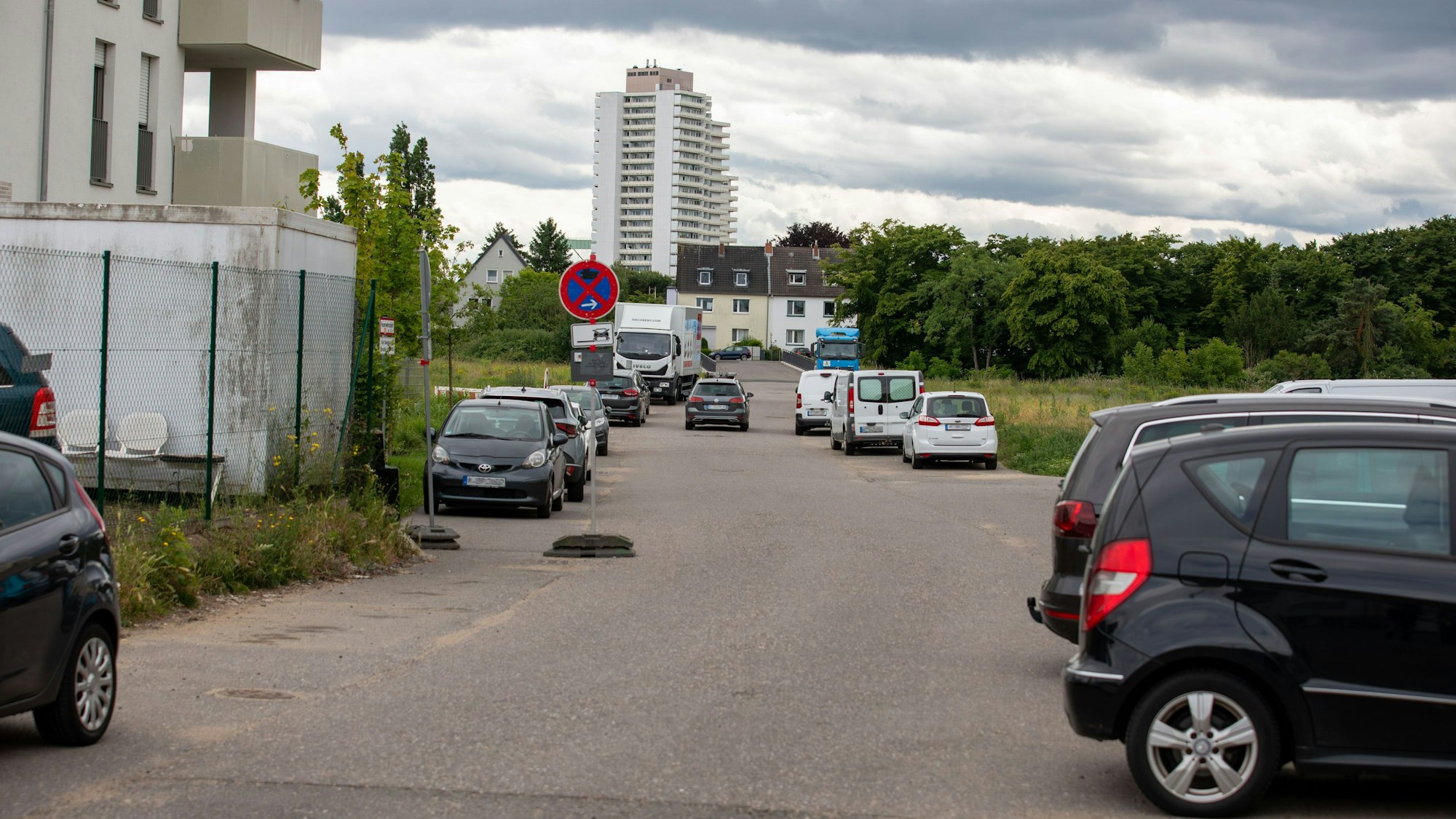 Die Sicherheit auf den Straßen im Baugebiet Poller Damm soll erhöht werden, findet die Bezirksvertretung Porz.
