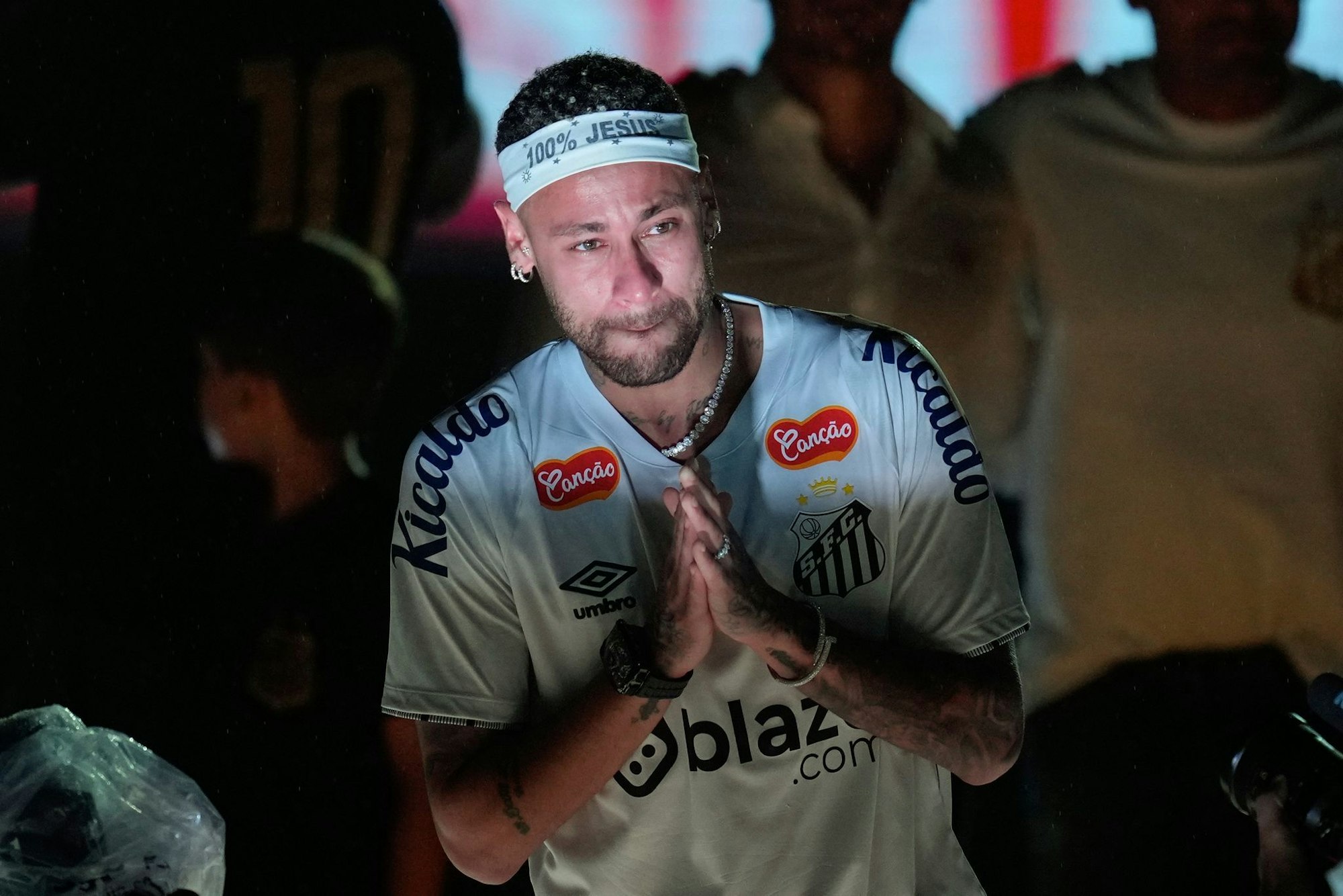Neymar bekommt einen neuen Vertrag - bis zum Jahresende