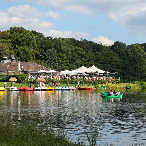 Das Ausflugslokal Haus am See
am Decksteiner Weiher
im Juli 2024.