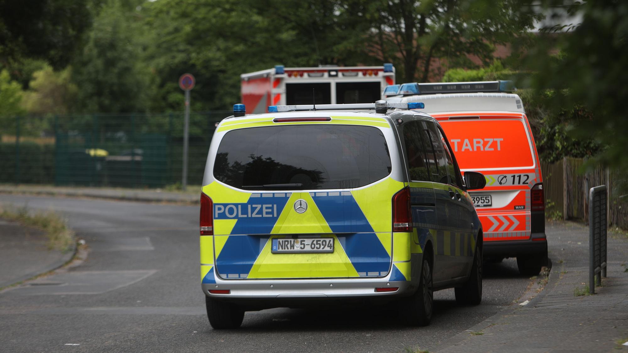 24.06.2025, Köln: Bewaffneter Mann verschanzte sich in Bocklemünd Foto: Arton Krasniqi