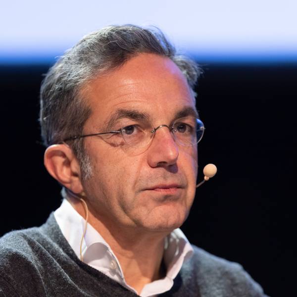 Der Schriftsteller Navid Kermani wünscht sich, dass Köln wieder Kulturstadt wird. (Archivbild)