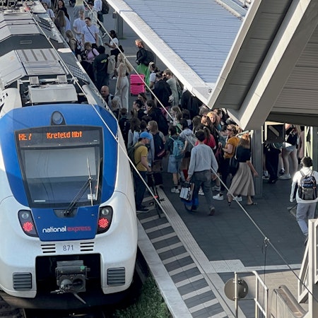 Der Bahnhof Opladen ist in der Kritik. Foto: Ralf Krieger