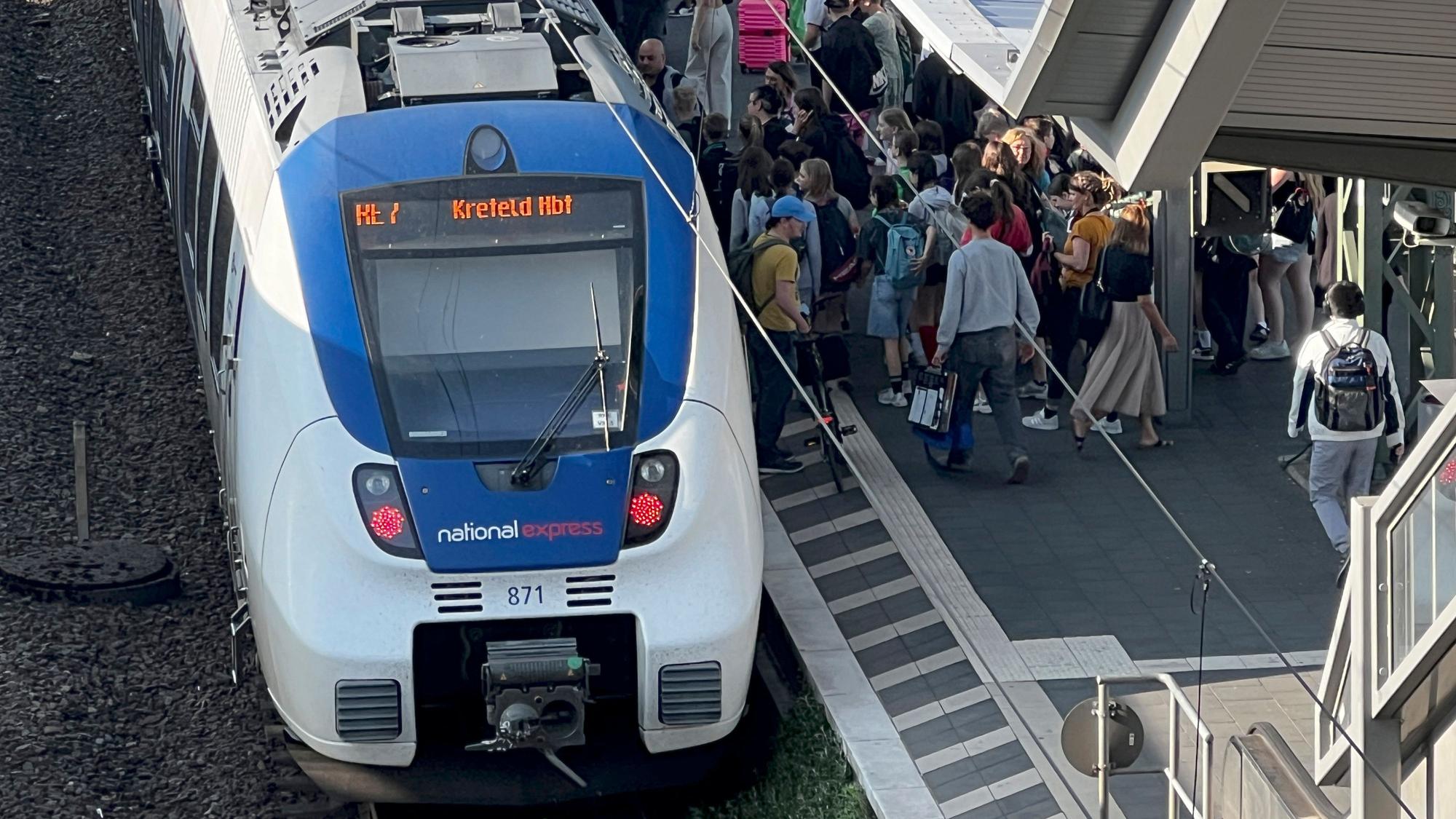 Der Bahnhof Opladen ist in der Kritik. Foto: Ralf Krieger