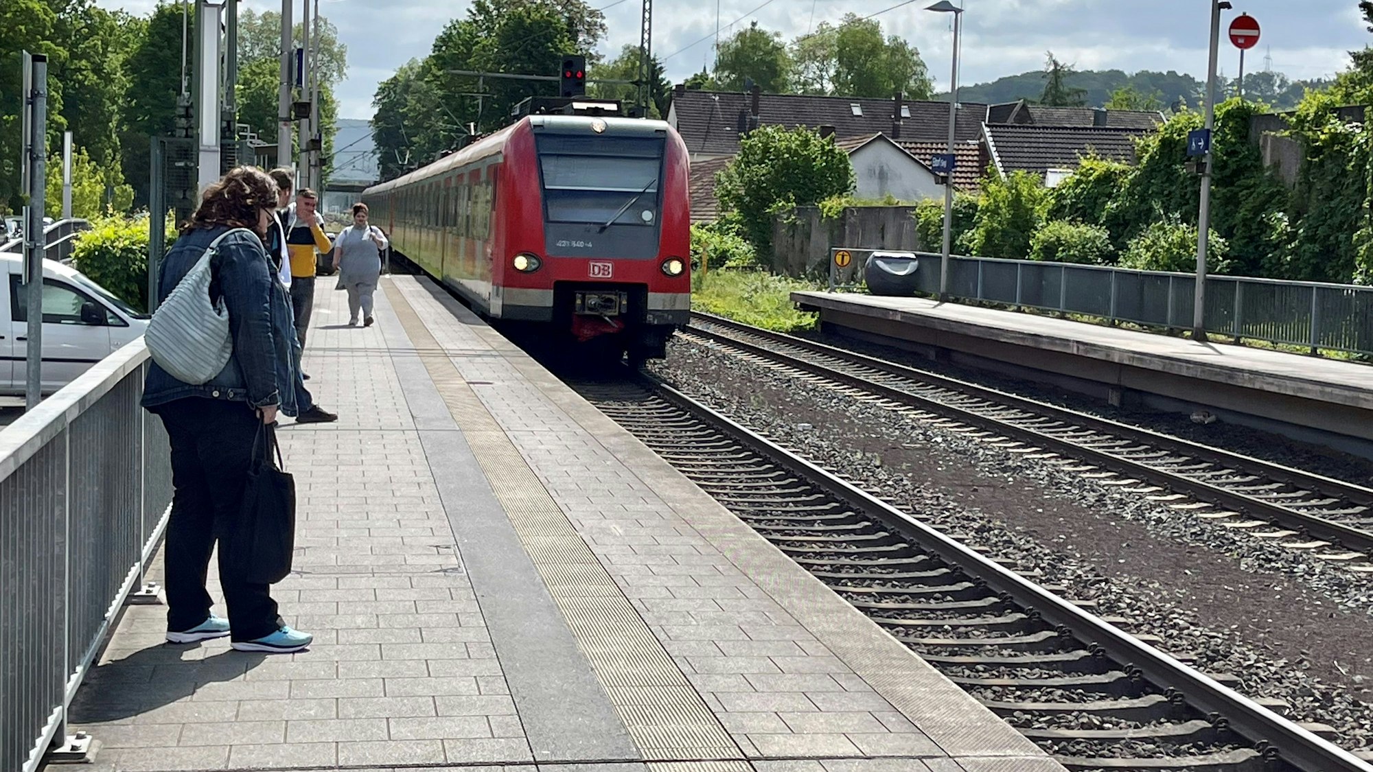 Eitorfer Bahnhof
Ausfälle auf der Siegtalstrecke bis Köln S12 und S19 betroffen