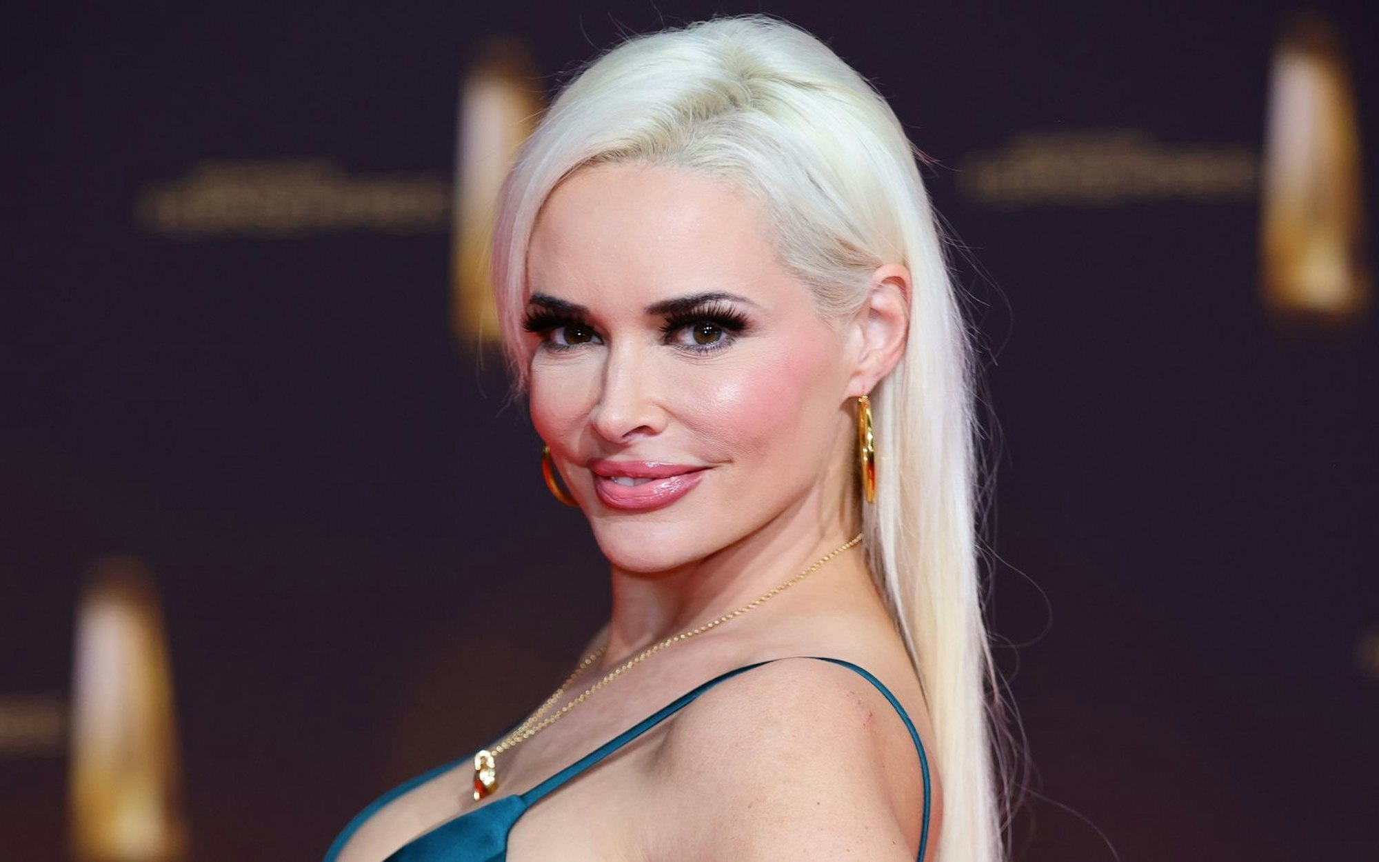 Daniela Katzenberger steht seit vielen Jahren vor der Kamera. Wie sie vor ihrer TV-Karriere aussah, wissen jedoch nur die wenigsten. (Bild: 2024 Getty Images/Joshua Sammer)