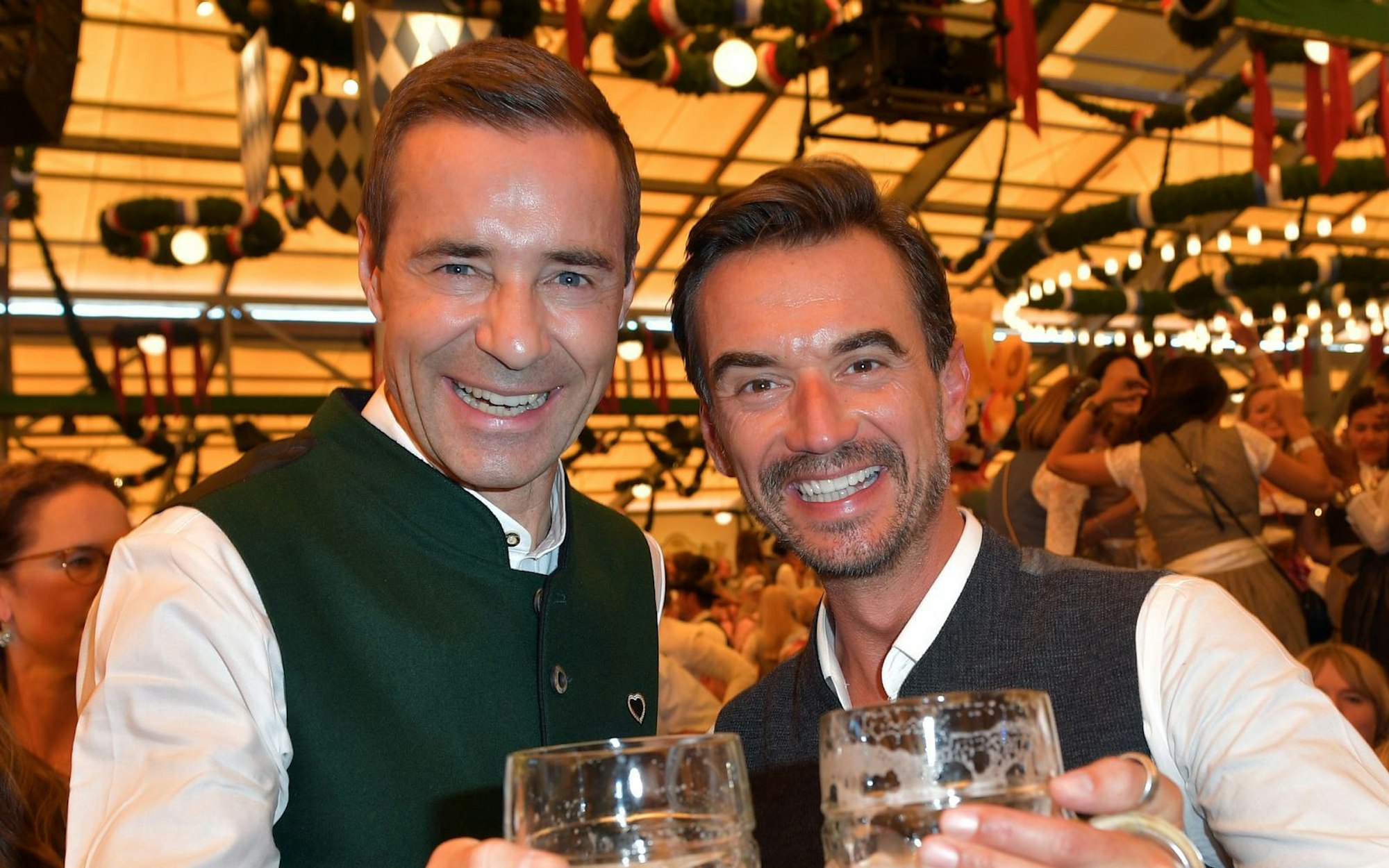 Beim Oktoberfest sind sich Kai Pflaume (links) and Florian Silbereisen schon begegnet. Bald führen sie erstmals gemeinsam durch eine ARD-Show. (Bild: 2019 Getty Images/Hannes Magerstaedt)
