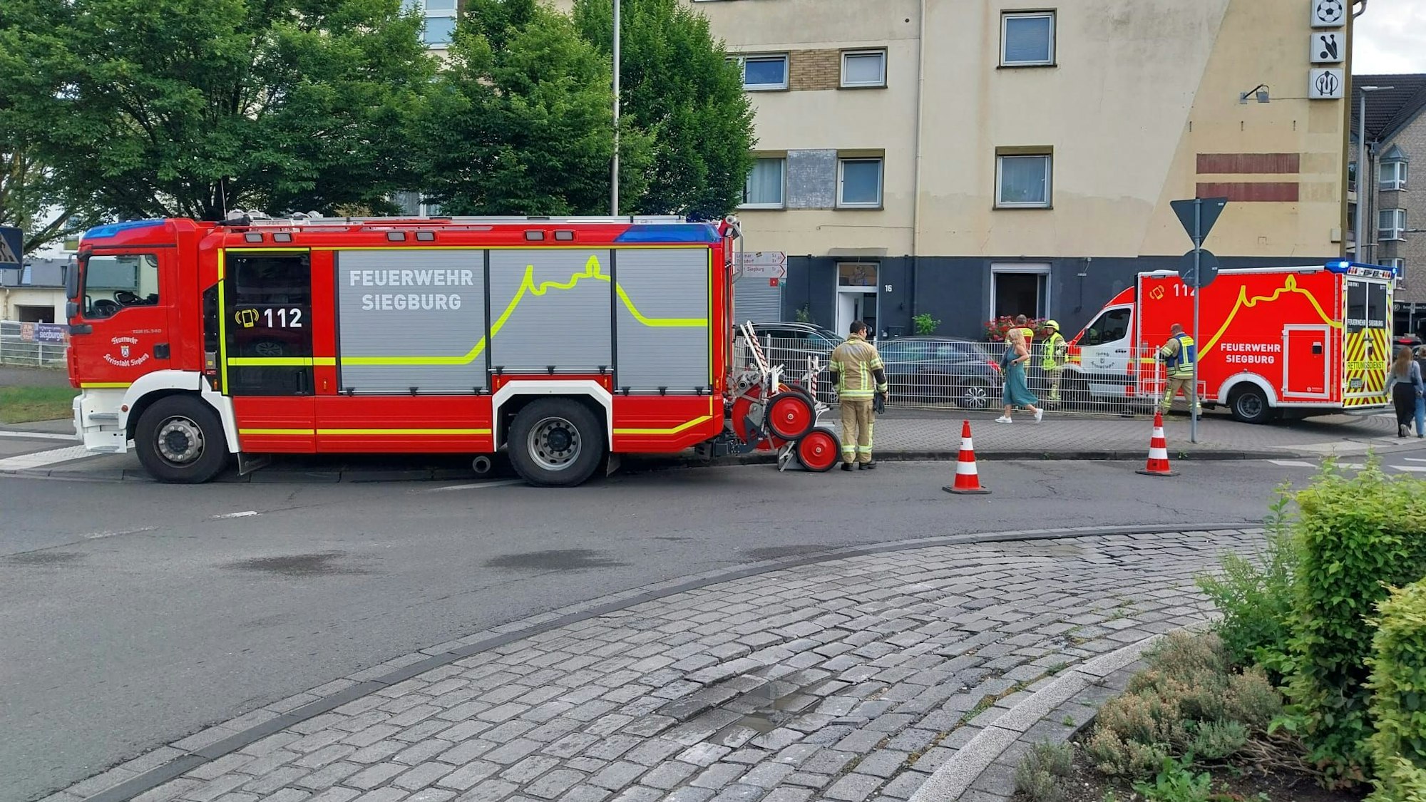 Ein Rentner wollte Marmelade einkochen, die brannte aber an.