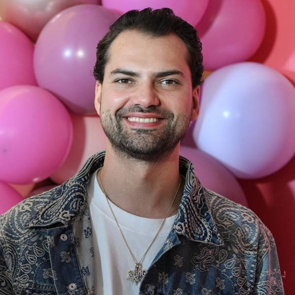 ARCHIV - 20.03.2025, Berlin: Jimi Blue Ochsenknecht bei einem Pressetermin zur 4. Staffel "Diese Ochsenknechts“, die ab 25. März bei Sky/WOW zu sehen ist. (zu dpa: «Jimi Blue Ochsenknecht am Hamburger Flughafen festgenommen») Foto: Jens Kalaene/dpa +++ dpa-Bildfunk +++
