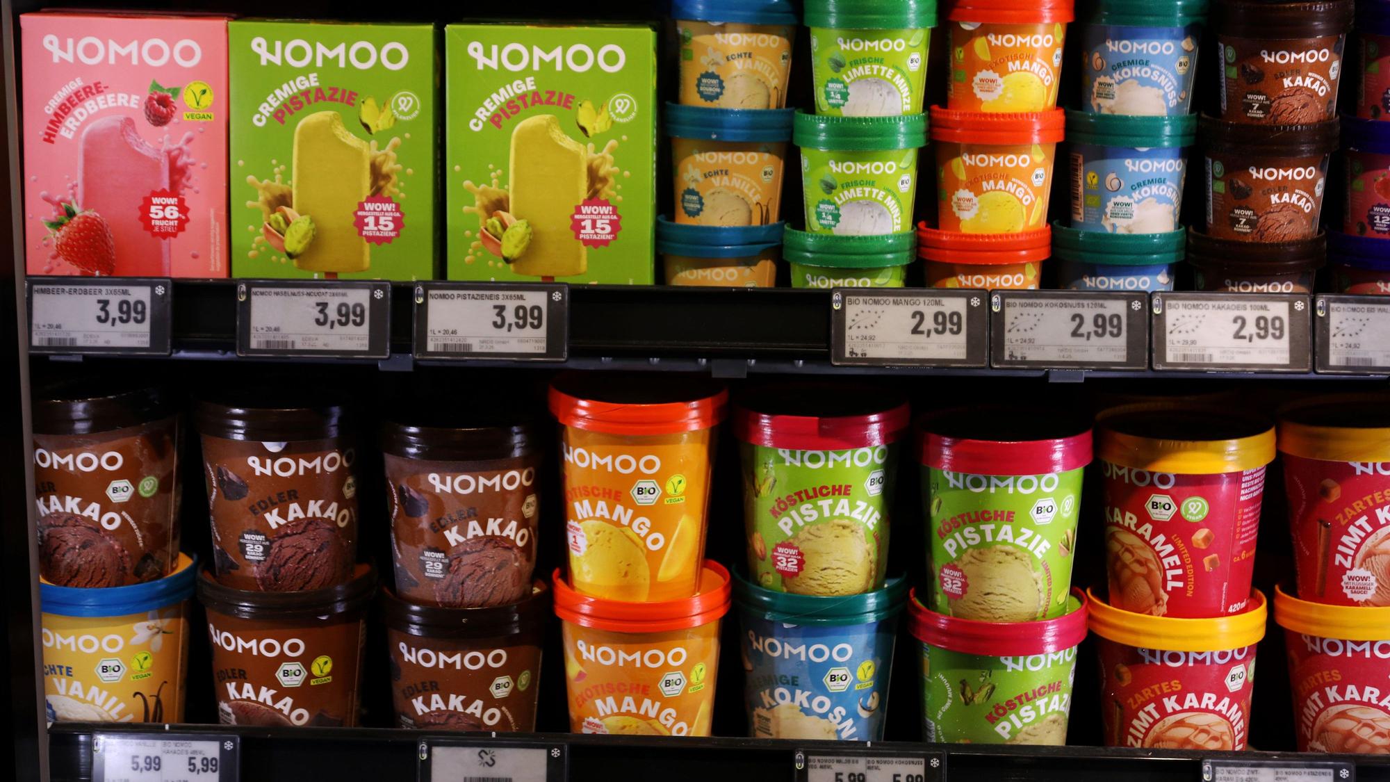 24.06.2025, Köln: Interview für Serie "Meine erste Million" mit Nomoo-Gründerin Rebecca Göckel. Nomoo stellt veganes Eis her. Foto: Arton Krasniqi