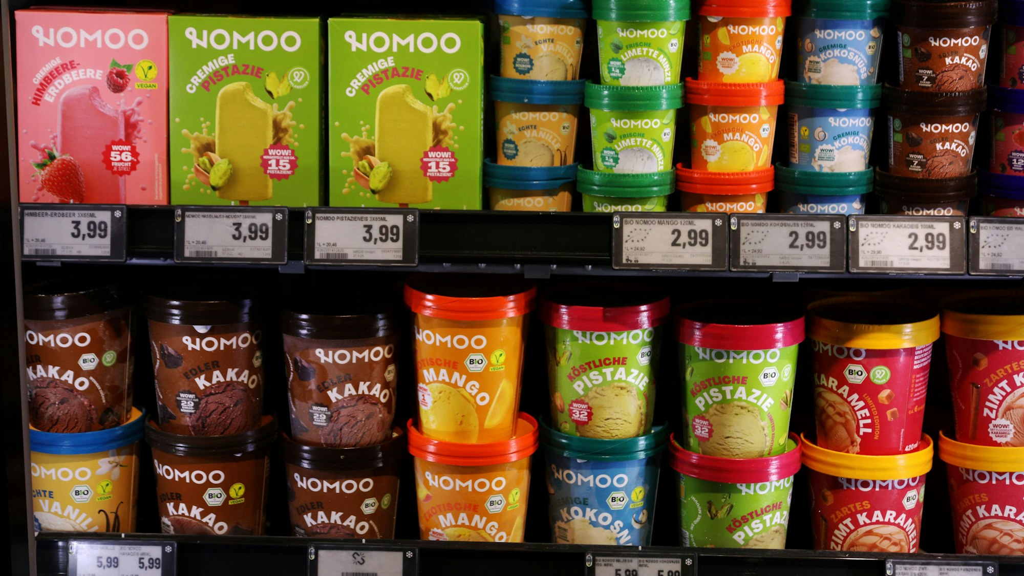 24.06.2025, Köln: Interview für Serie "Meine erste Million" mit Nomoo-Gründerin Rebecca Göckel. Nomoo stellt veganes Eis her. Foto: Arton Krasniqi