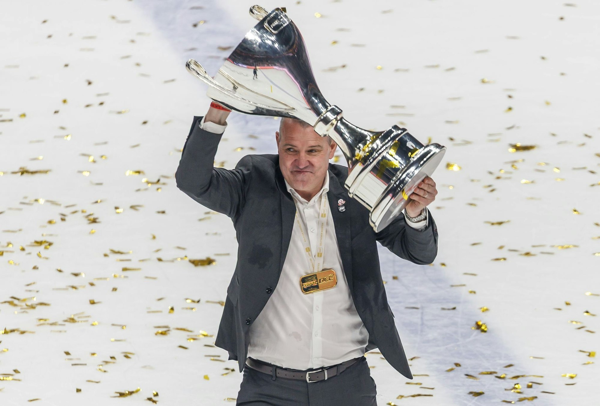 Die Eisbären Berlin verlängern ihren Vertrag mit Serge Aubin.