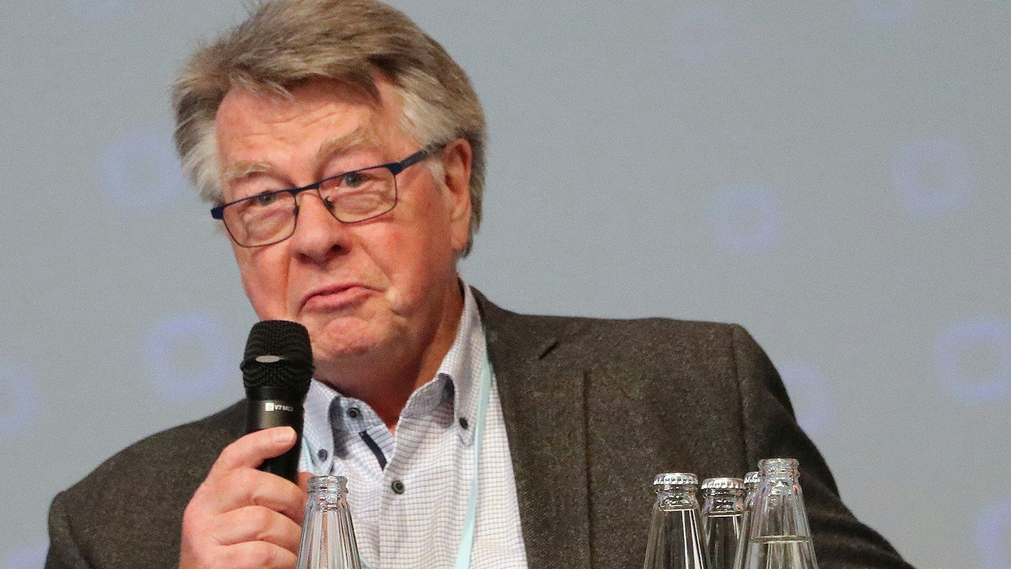 Zu sehen ist Hans Decruppe.