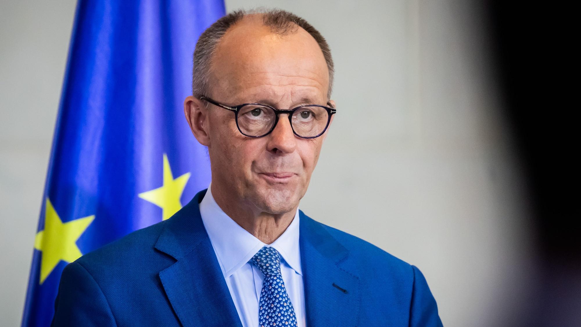 Auf dem Foto ist Bundeskanzler Friedrich Merz (CDU) zu sehen.