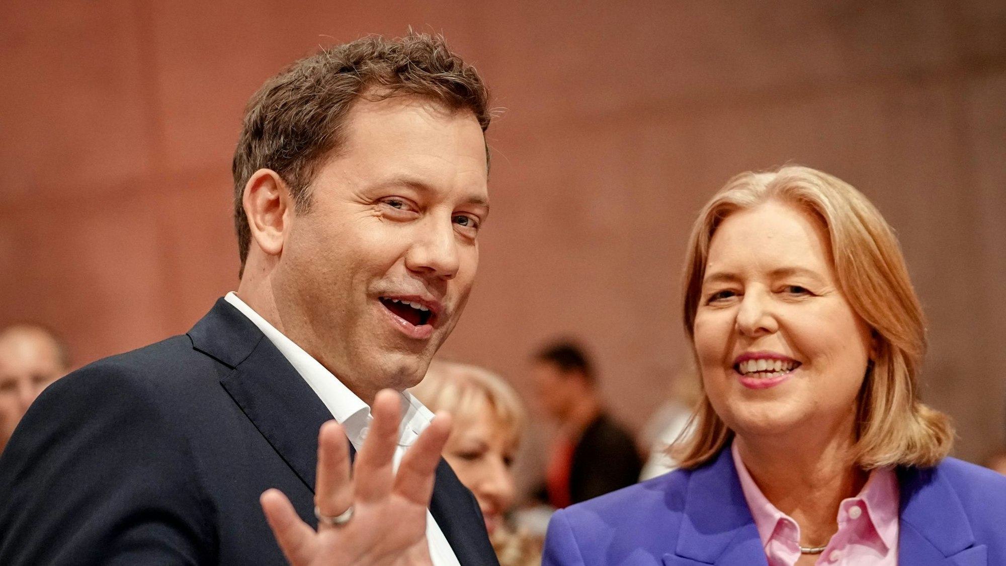 Die neue SPD-Doppelspitze: Lars Klingbeil und Bärbel Bas.
