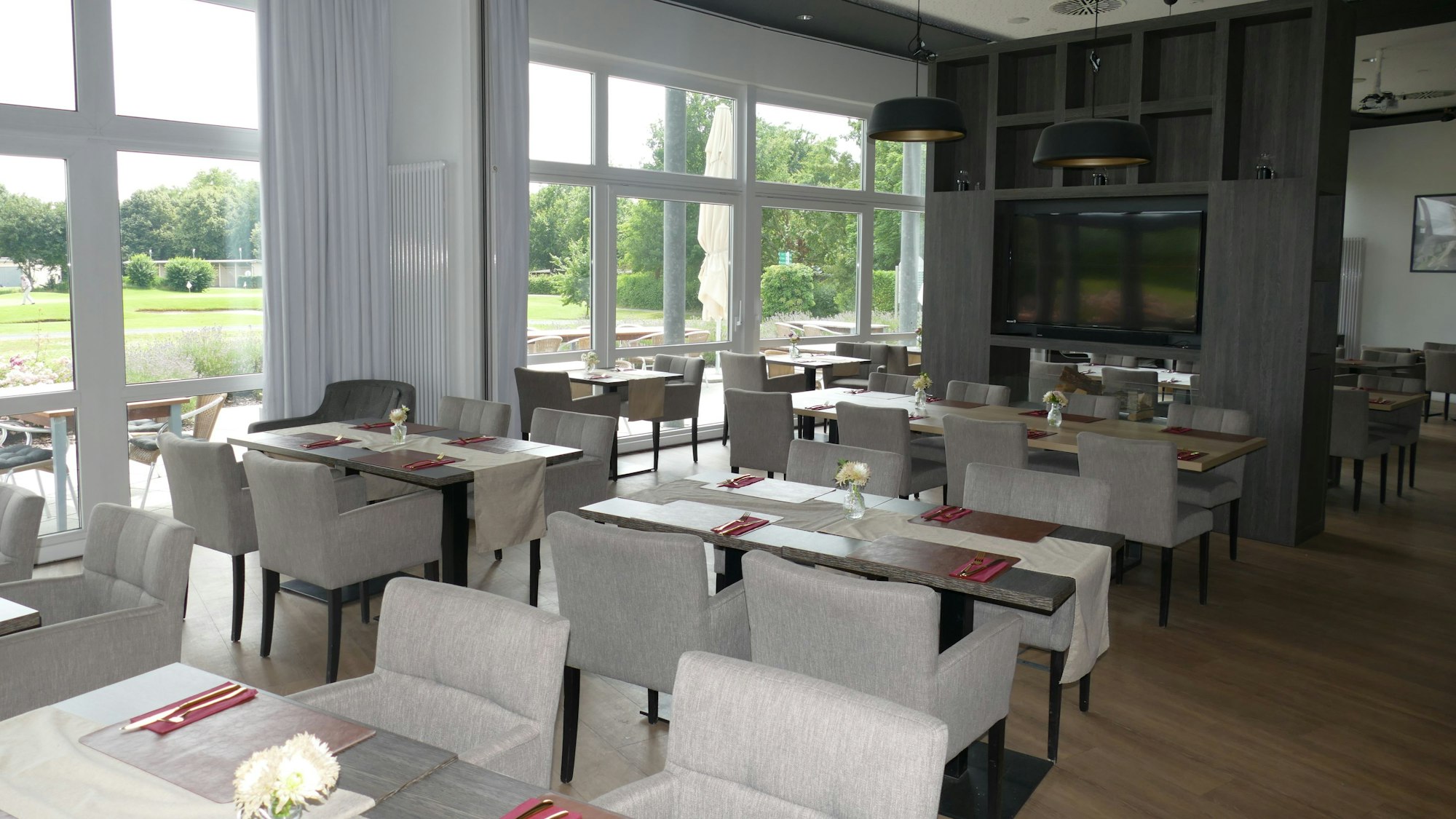 62 Sitzplätze hat der Innenraum, auf der Terrasse sind es beinahe doppelt so viele.