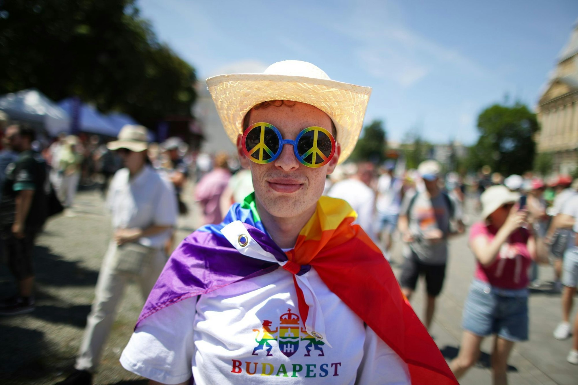 Trotz eines Verbots der Orban-Regierung versammeln sich tausende Menschen zur Budapester Pride.