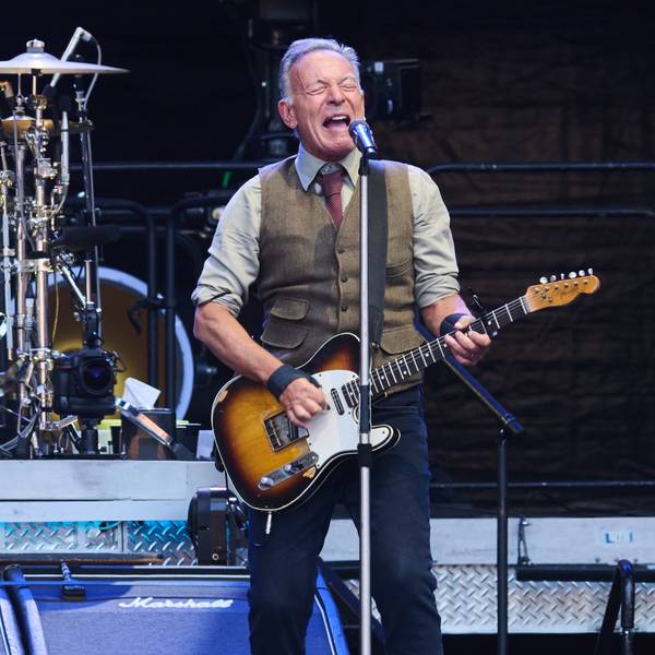 ARCHIV - 11.06.2025, Berlin: Bruce Springsteen and The E Street Band spielen im Olympiastadion zur Europatournee 2025.