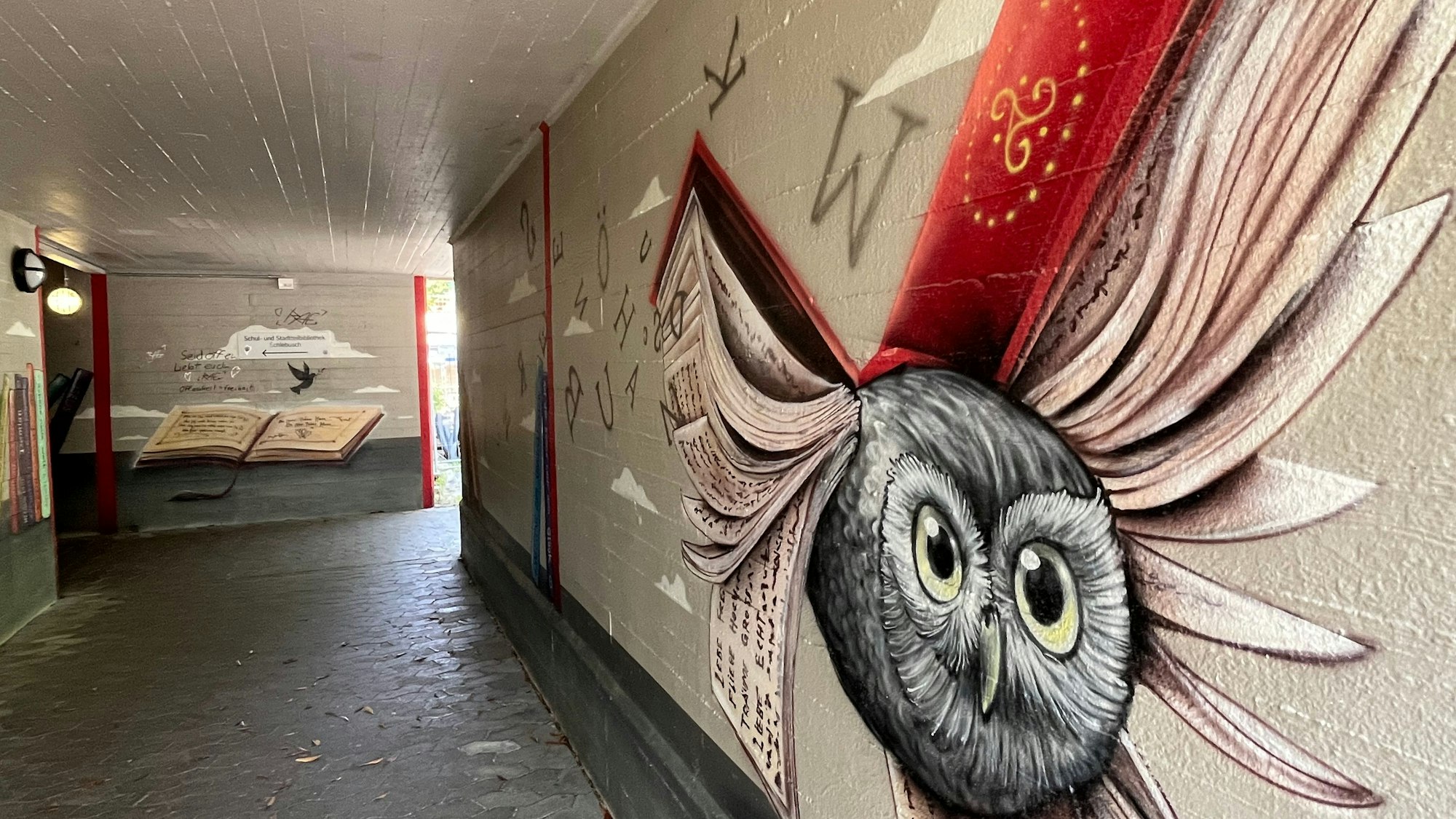 Eingang zur Stadtteilbibliothek