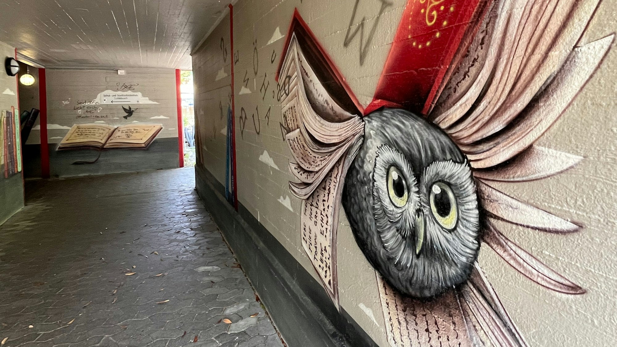 Eingangsbereich der Schlebuscher Stadtteilbibliothek