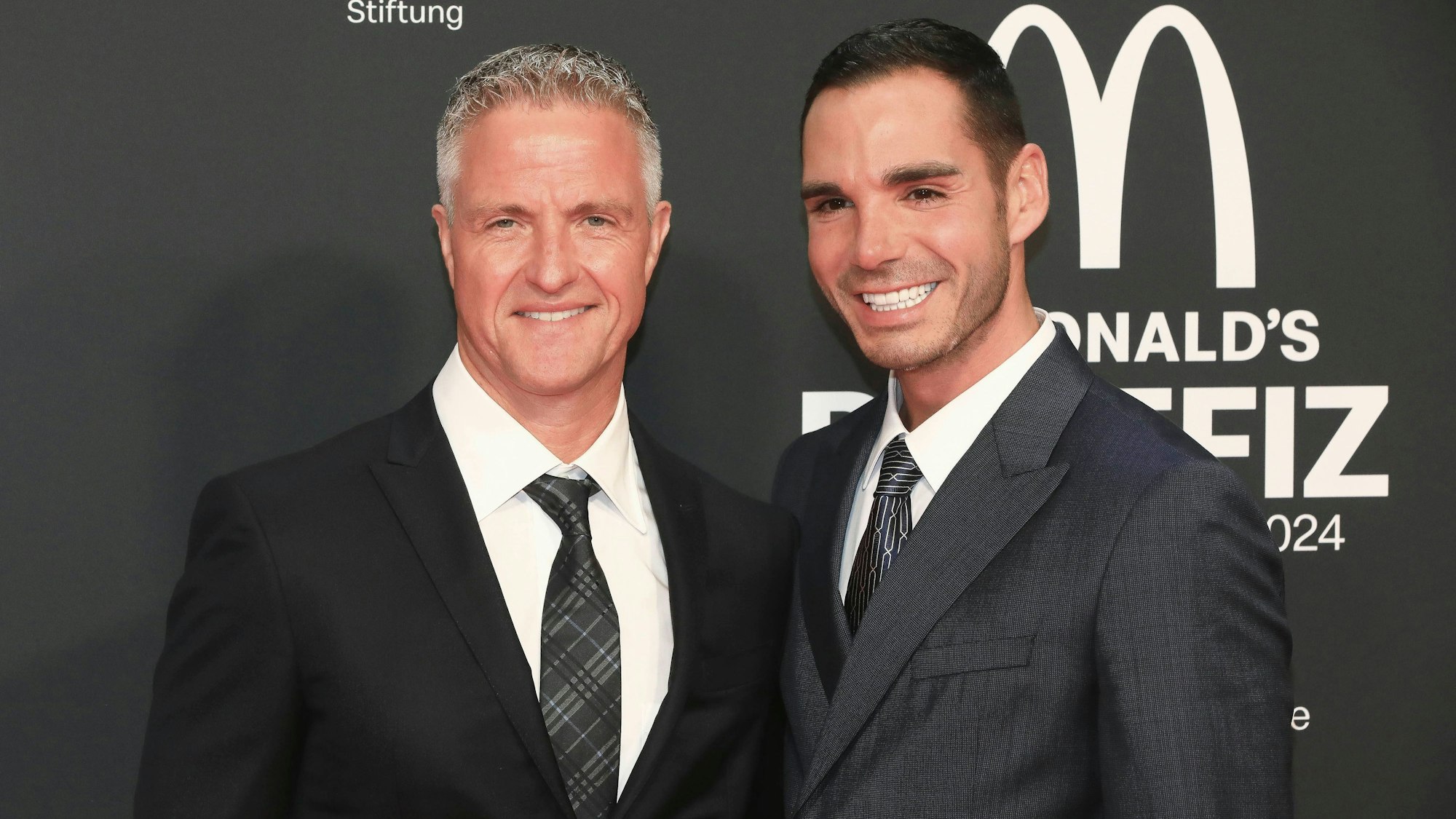 Ralf Schumacher und Etienne Bousquest-Cassagne bei der 19. McDonald's Benefiz Gala zugunsten der McDonald's Kinderhilfe Stiftung in den Eisbach Studios. (Archivbild)