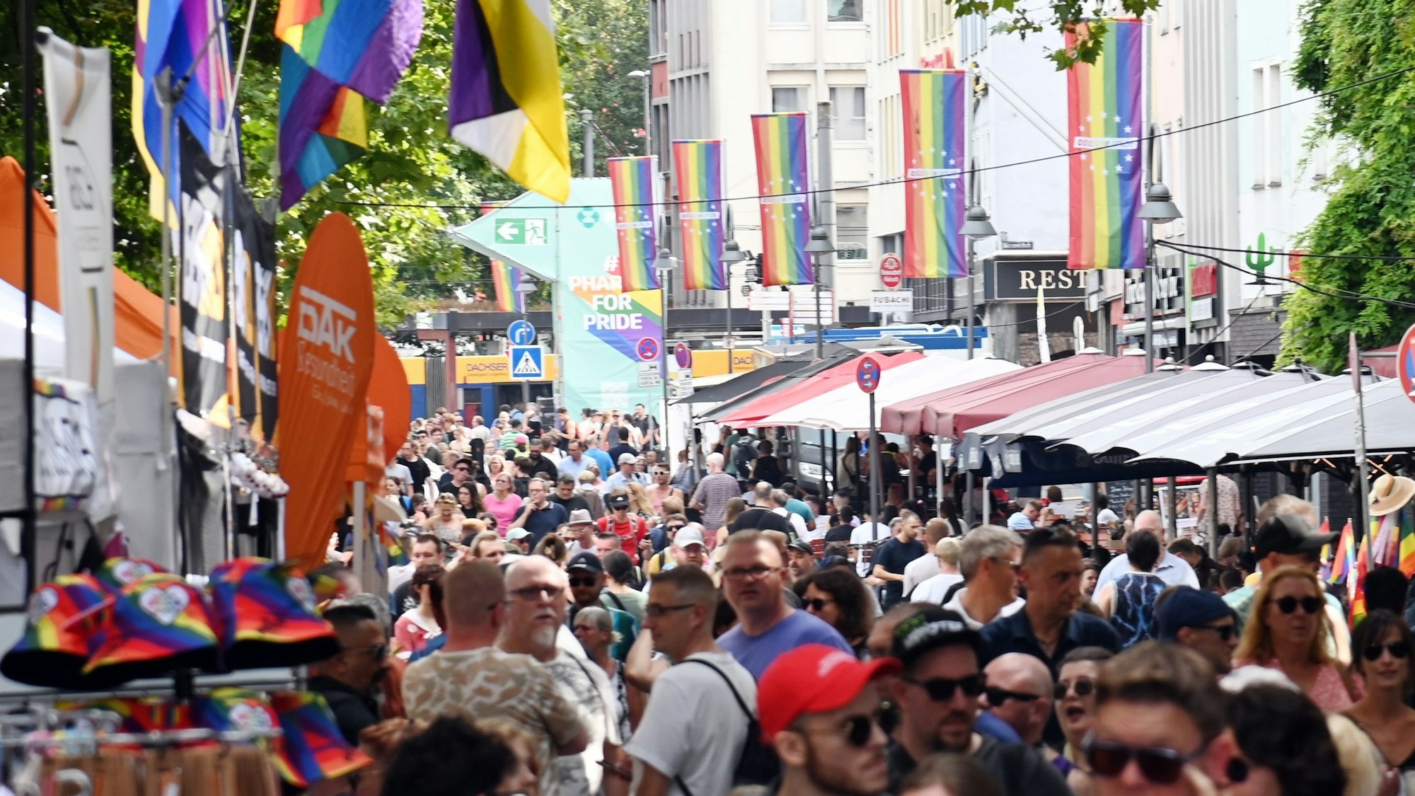 19.07.2024 Köln. CSD 2024 . Alter Markt. Foto: Alexander Schwaiger