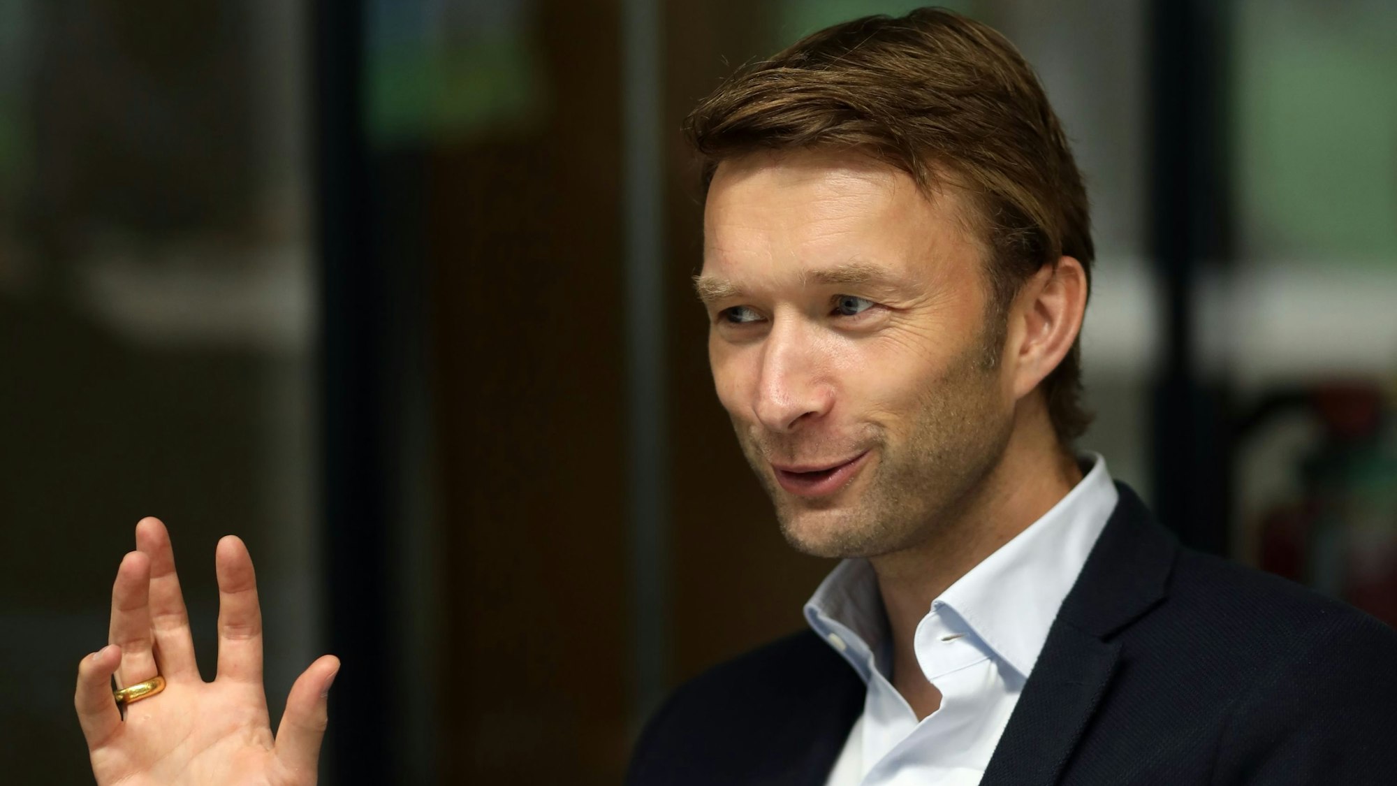 23.09.2024, Köln: Simon Rolfes, Geschäftsführer Sport von Bayer 04 Leverkusen im Interview.  Foto: Arton Krasniqi