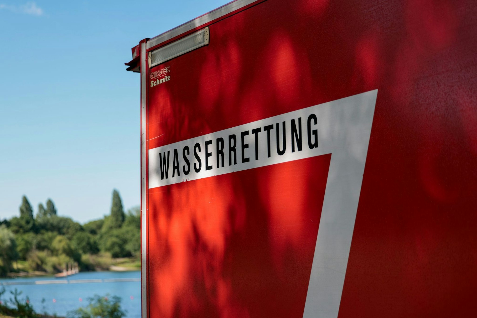 Mit Tauchern und Sonarbooten wurde am Sonntag ein untergegangener 51-Jähriger gesucht. (Symbolbild)