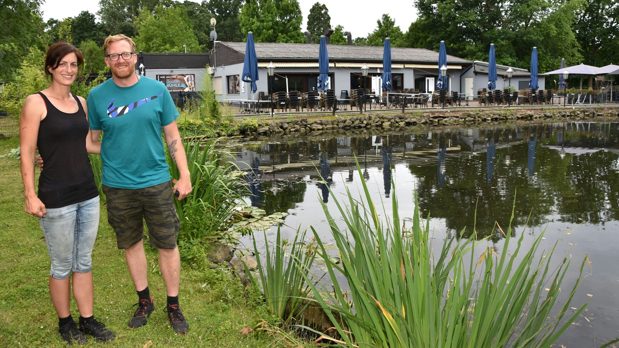 Leonie und Andreas Schiffer sind neue Pächter des Biergartens Zievericher Mühle.