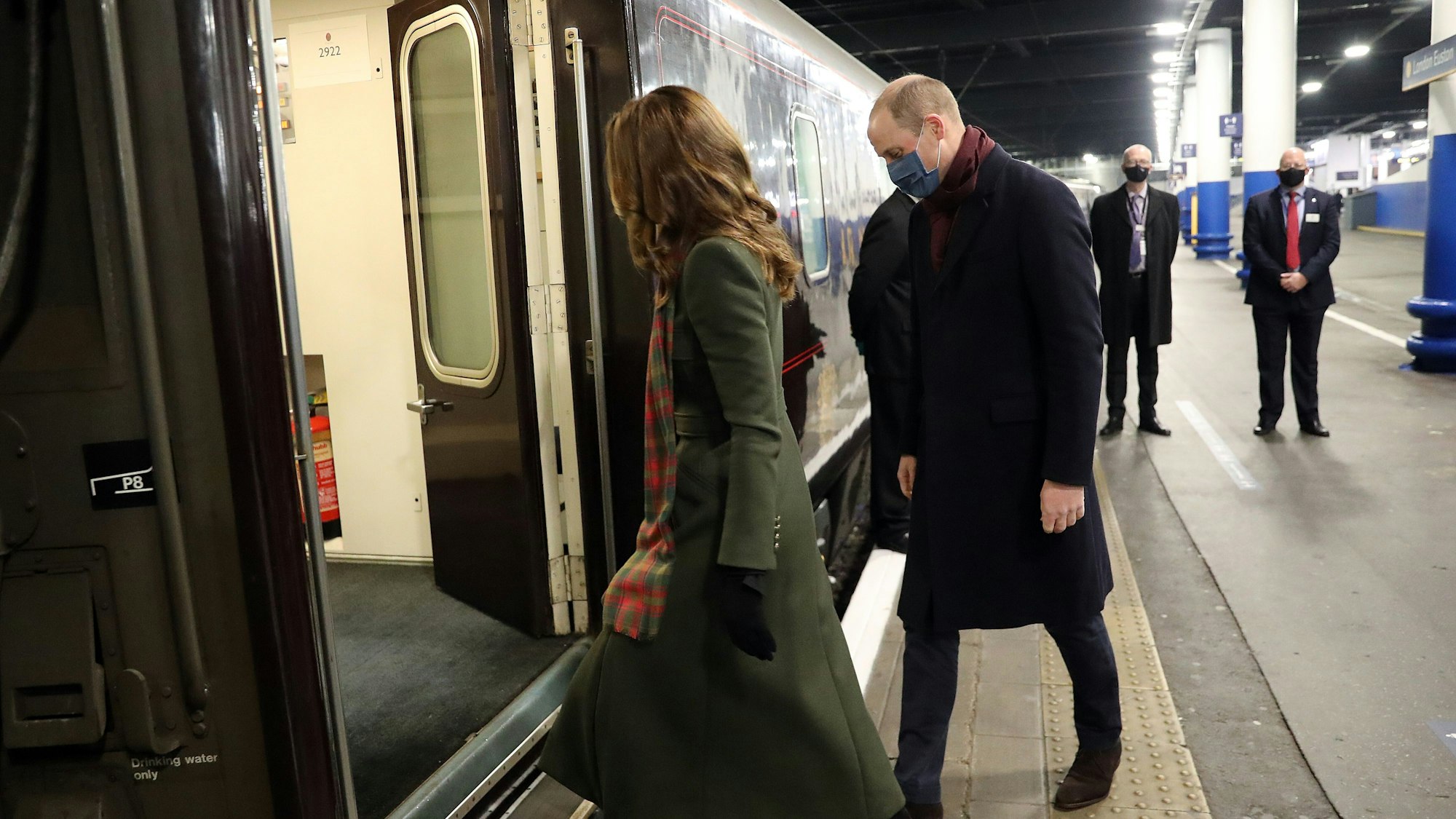William und Kate starten 2020 in London ihre Zugreise, um Corona-Alltagshelden im ganzen Land zu würdigen.