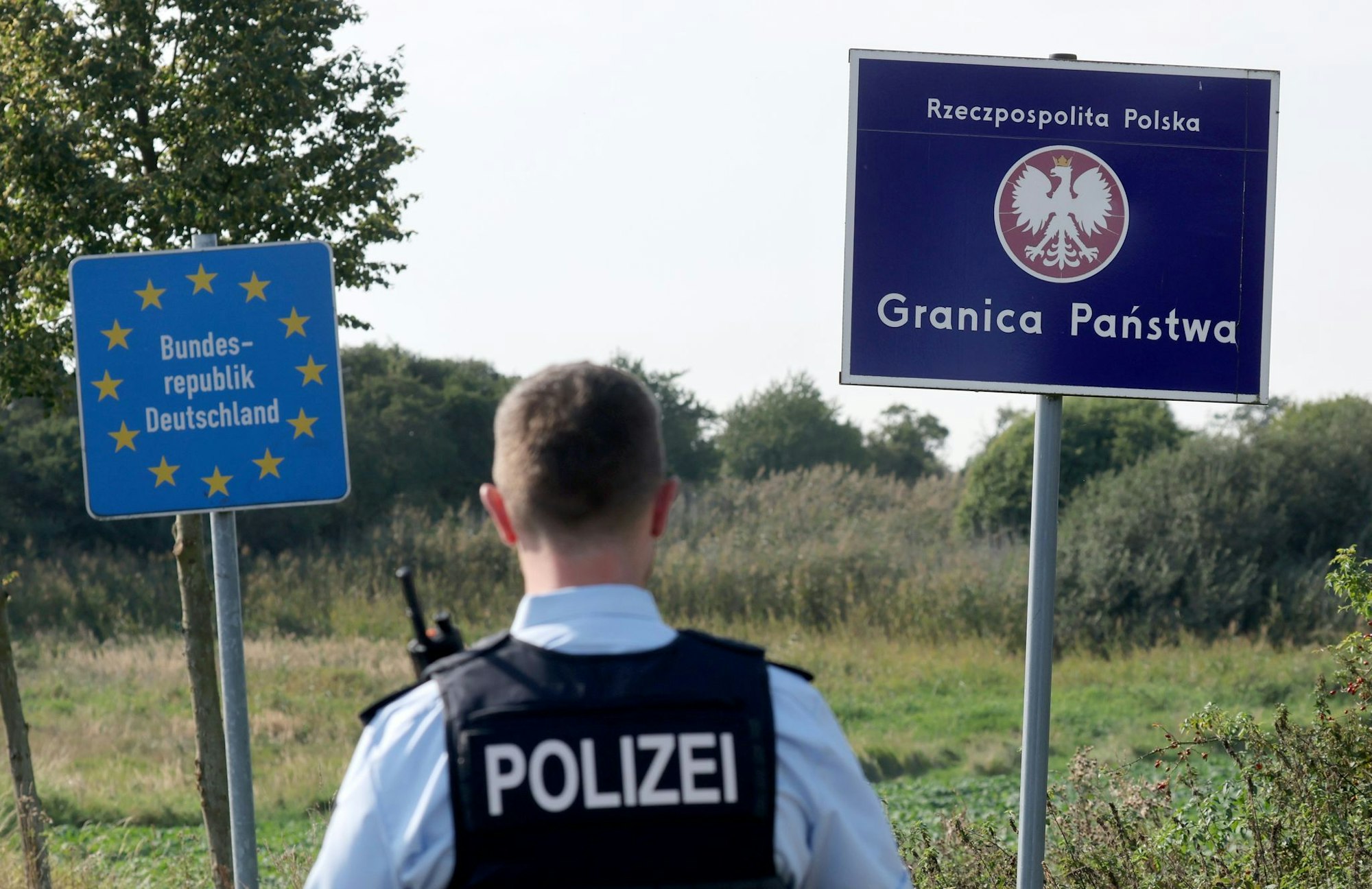 Der Ärger über deutsche Kontrollen an der gemeinsamen Grenze ist in Polen gestiegen. Nun will das Land selbst Kontrollen einführen. (Archivbild)