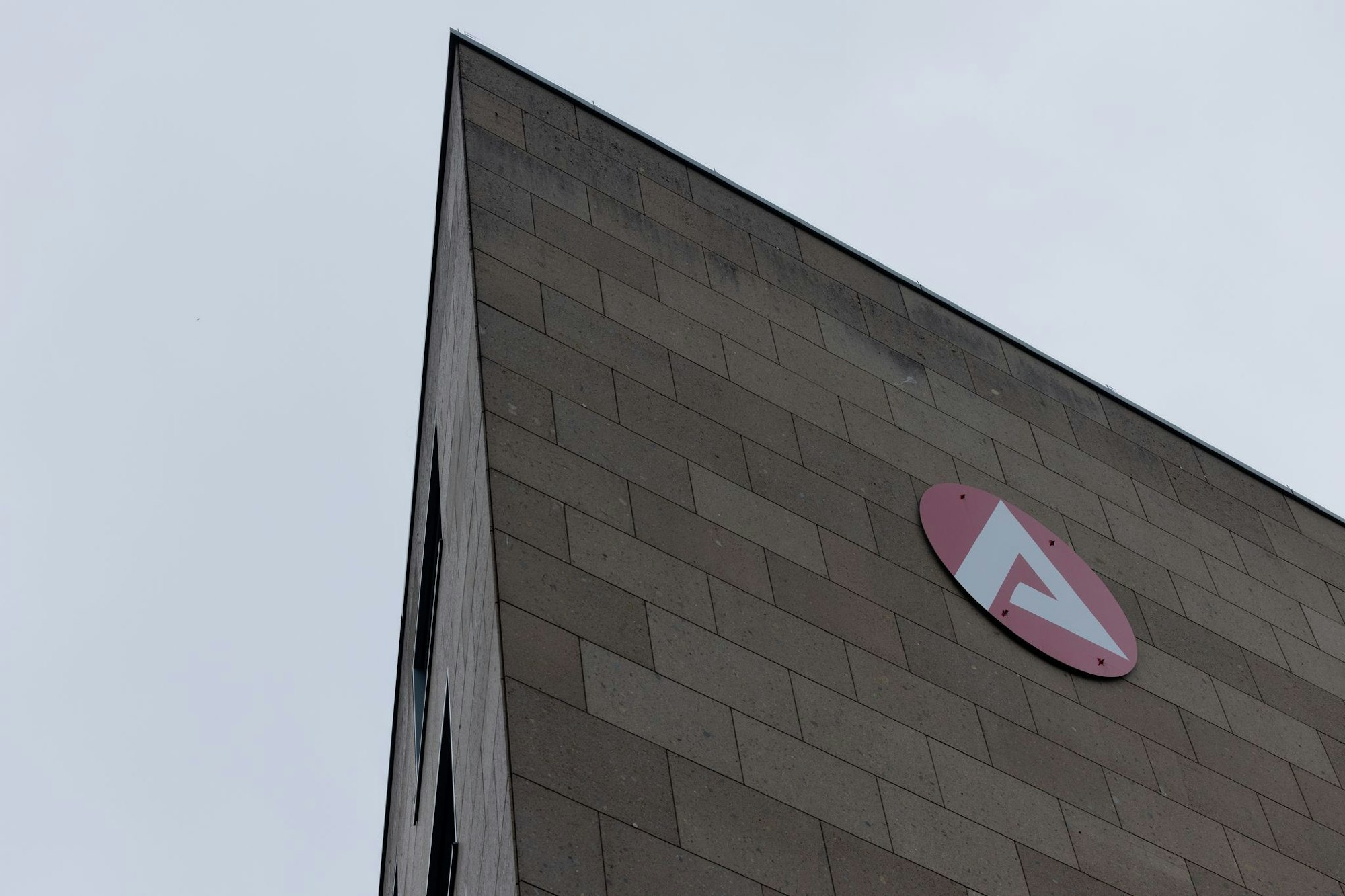 Die Agentur für Arbeit hilft bei der Suche nach einem Job. (Archivbild)