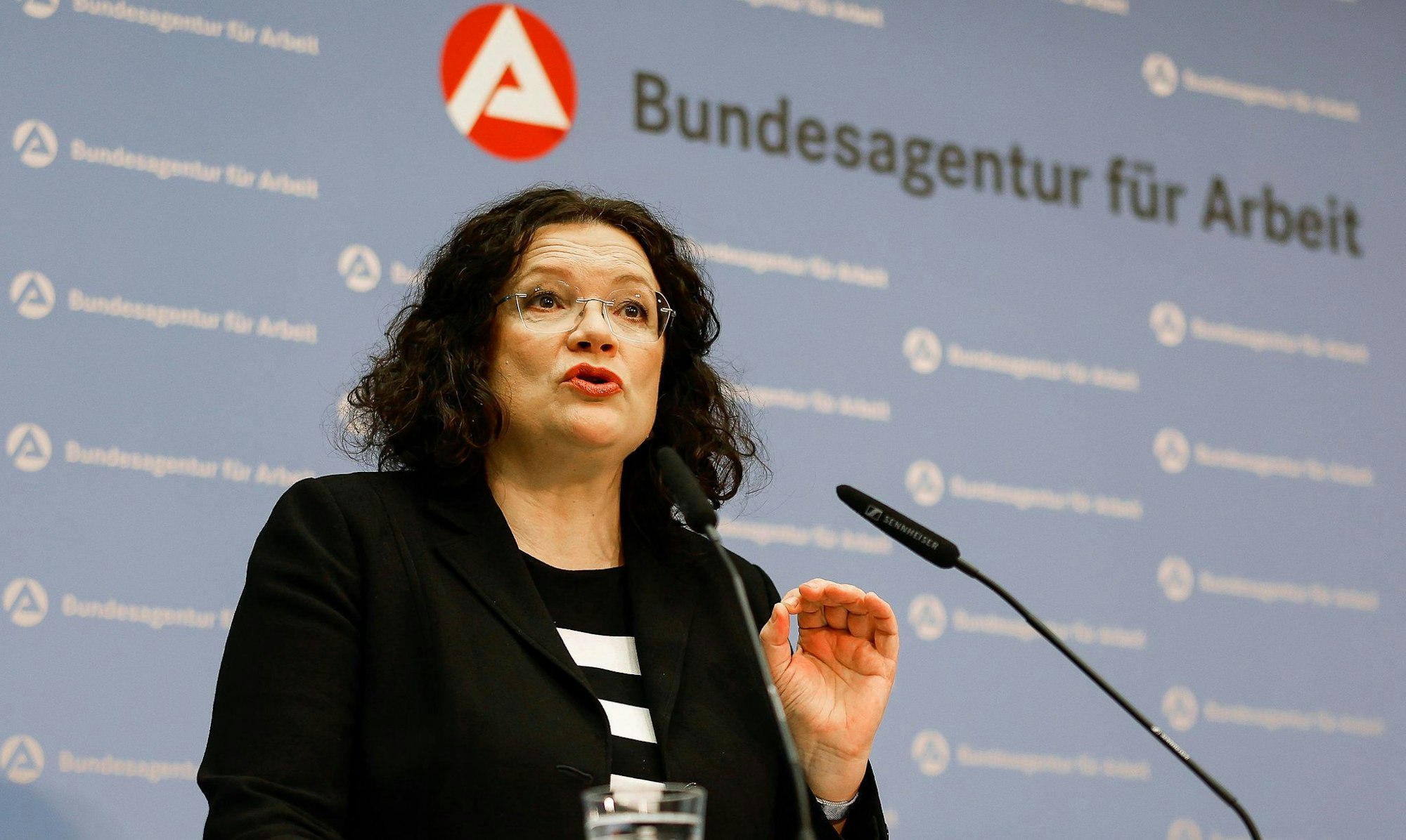 Eine Besserung am Arbeitsmarkt wird wohl noch dauern.