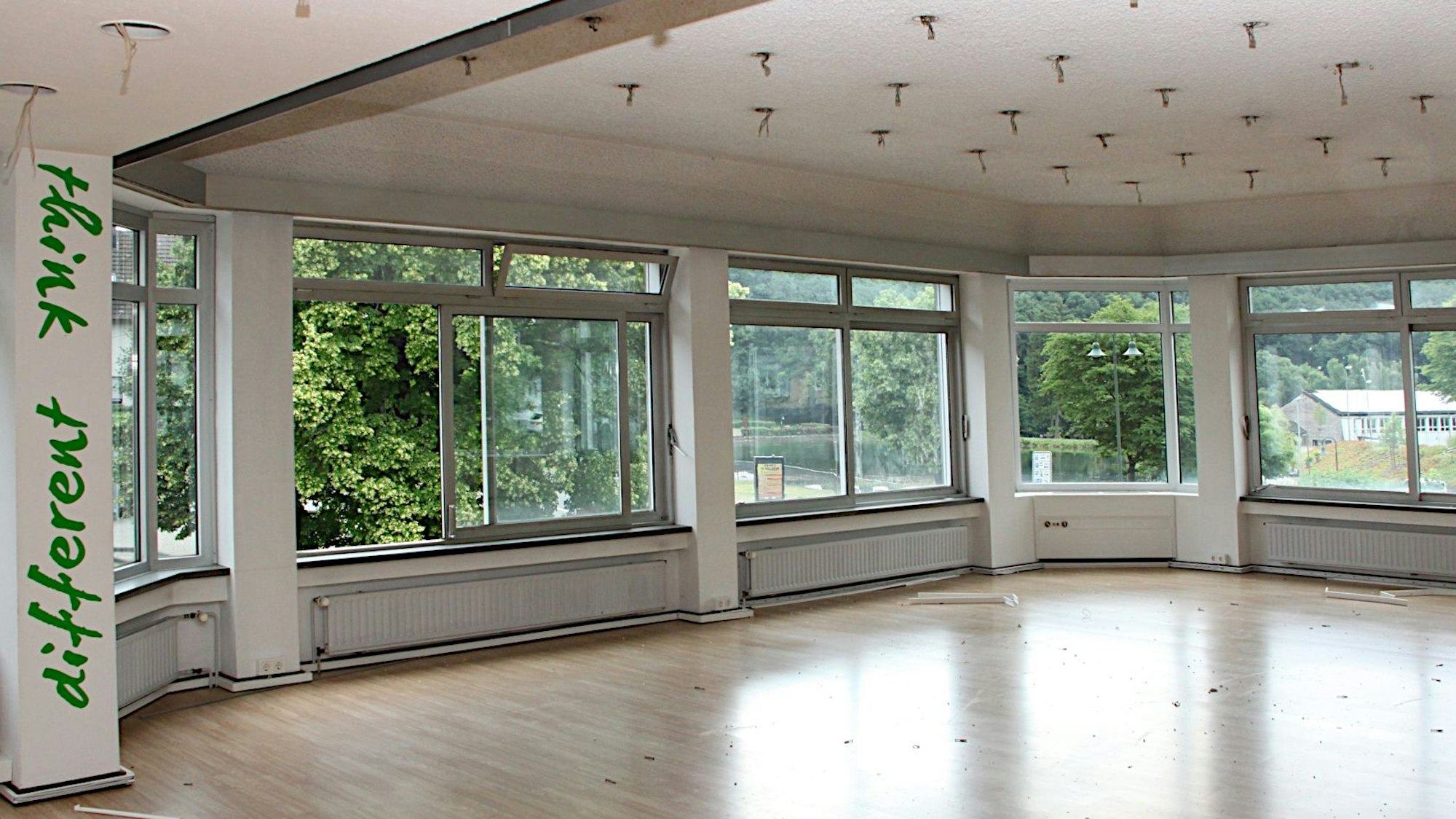 Der ehemalige Sitzungssaal im Rathaus in Blankenheim ist leergeräumt. Hier entstehen Eigentumswohnungen.