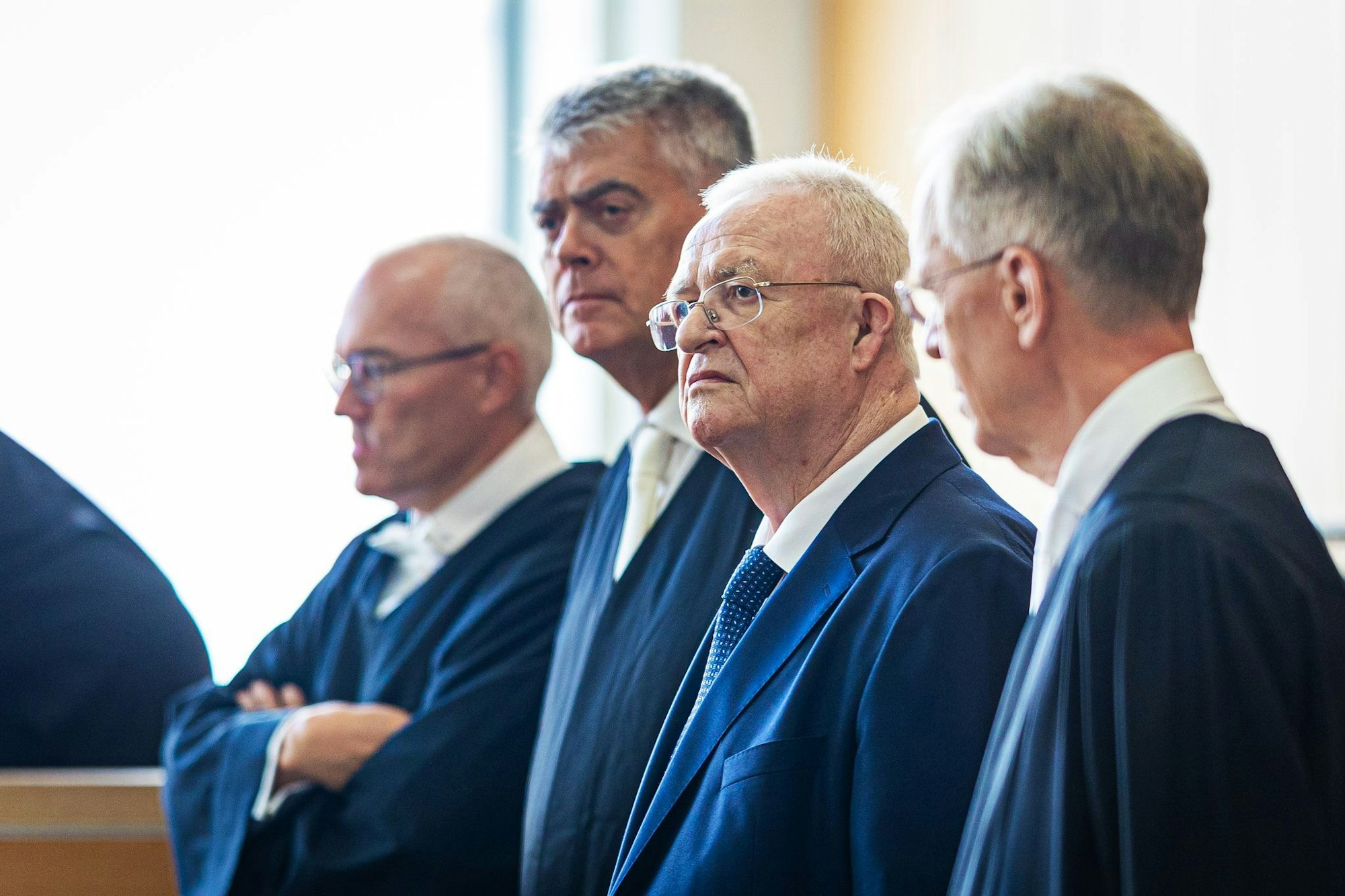 Der Prozess gegen Ex-Volkswagenchef Winterkorn ist vorläufig gestoppt. (Archivbild)
