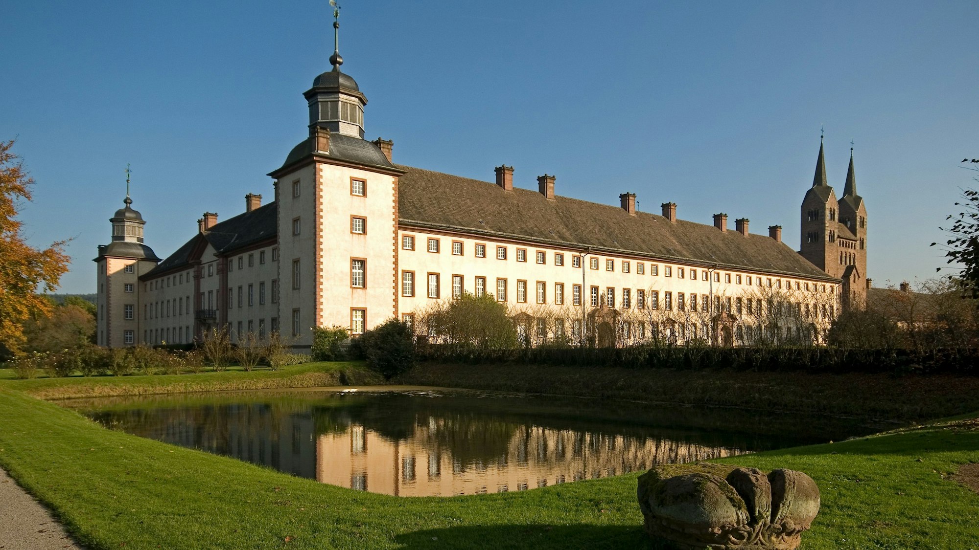 Schloss Corvey im Sommer. (Archivbild)