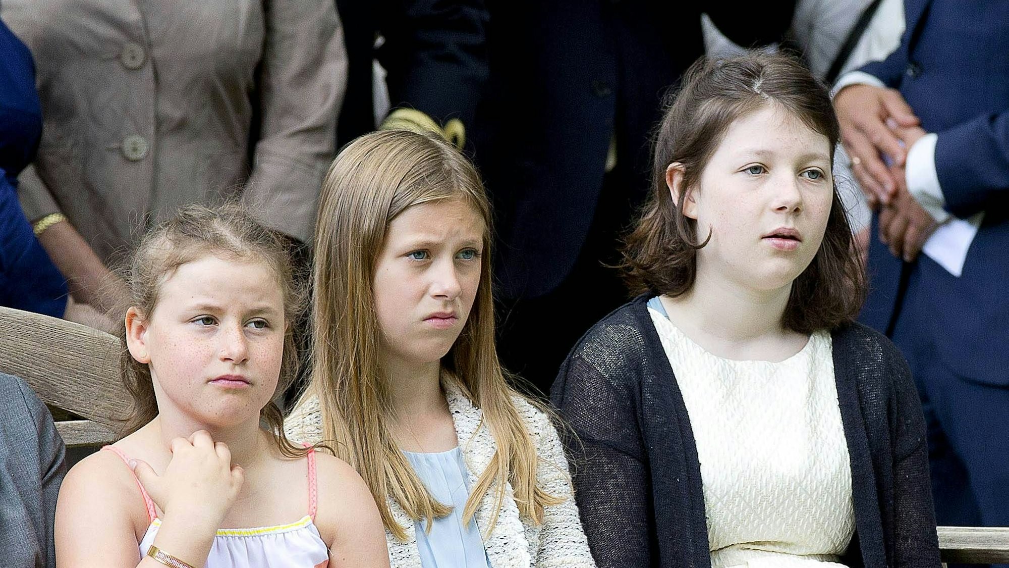 Maud Angelica Behn (5. v. r.) mit ihrer Familie beim Geburtstags-Picknick für Königin Sonja am 4. Juli 2017 in Oslo.