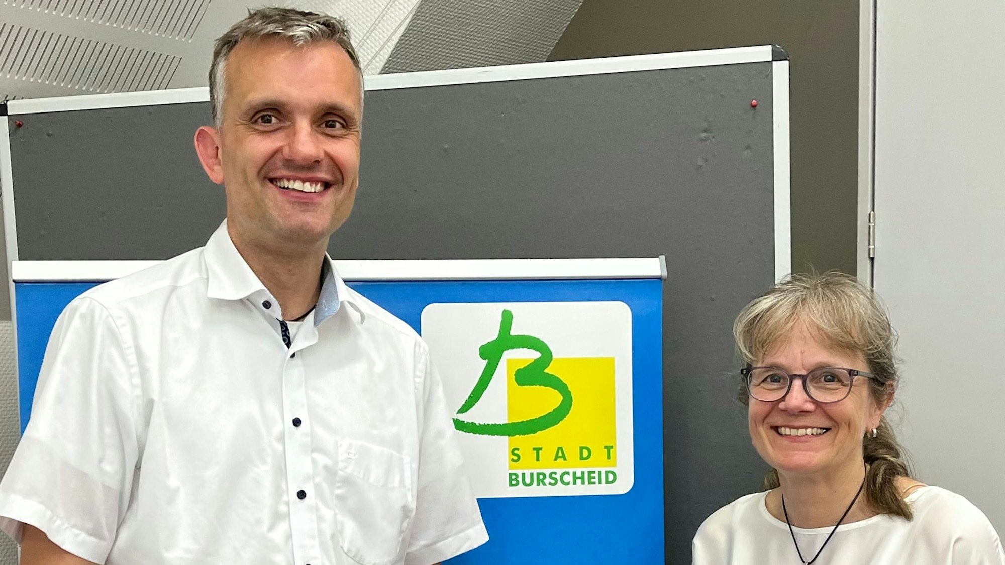 Marc Baack mit der ehemaligen Kämmerin Ulrike Detering