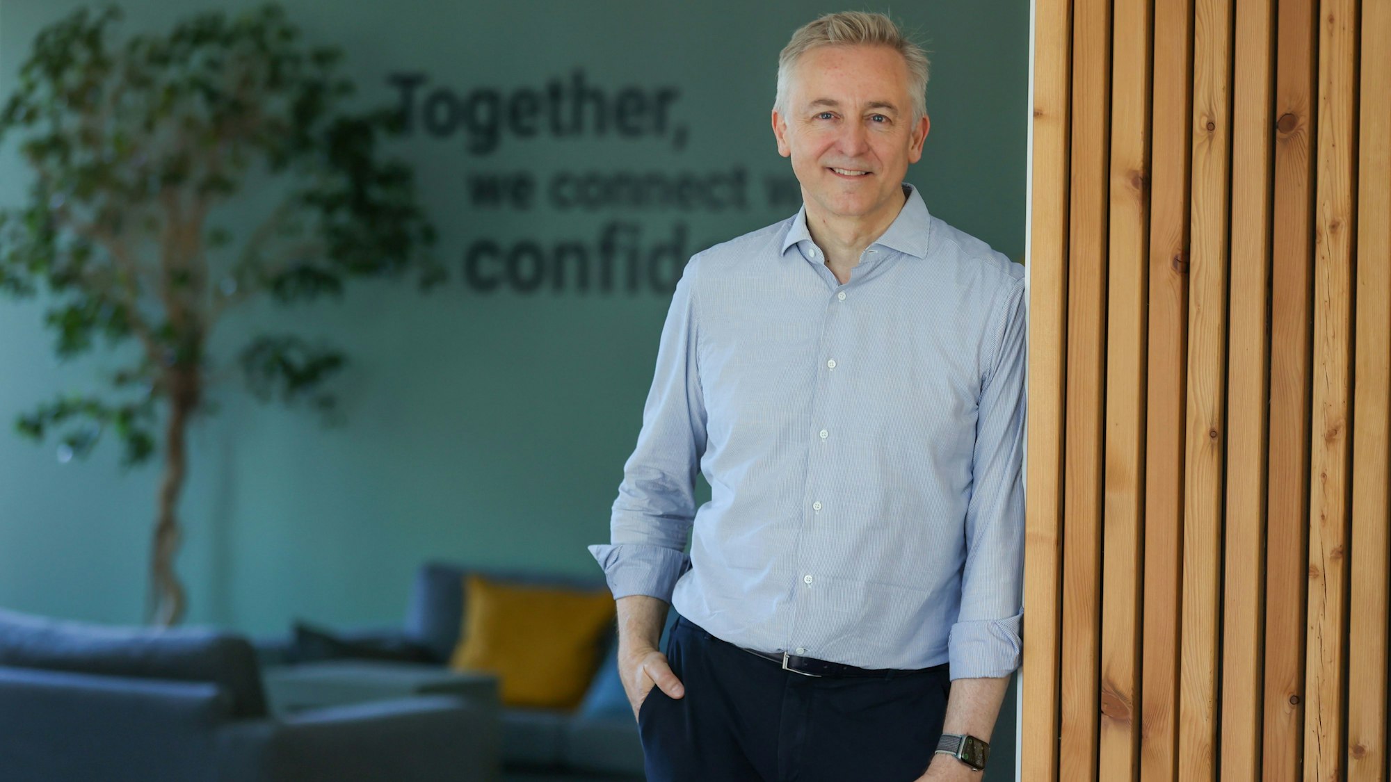 25.06.2025
Köln:
Interview für Serie "Meine erste Million": Trusted-Shops-Gründer Jean-Marc Noël.
Foto: Martina Goyert
mgoyert@web.de