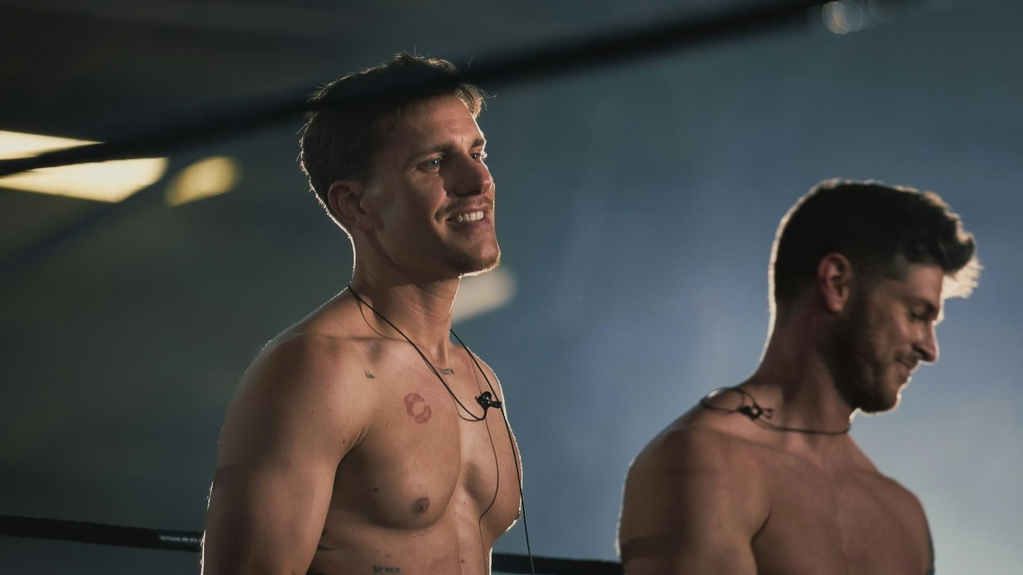 Die beiden „Bachelors“ machten beim Wrestling eine gute Figur.