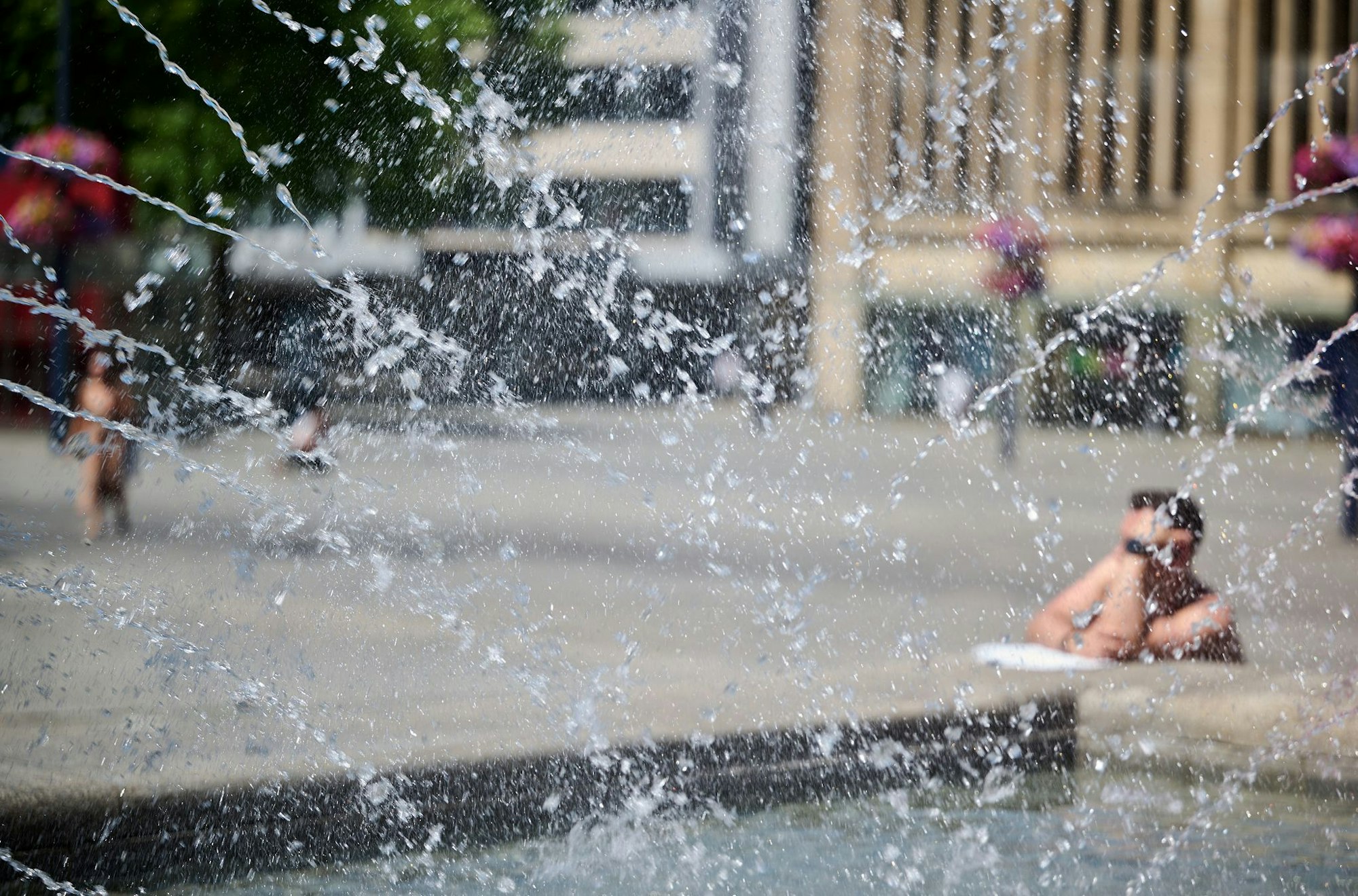Ohne Wasser zum Abkühlen geht es vielerorts kaum.