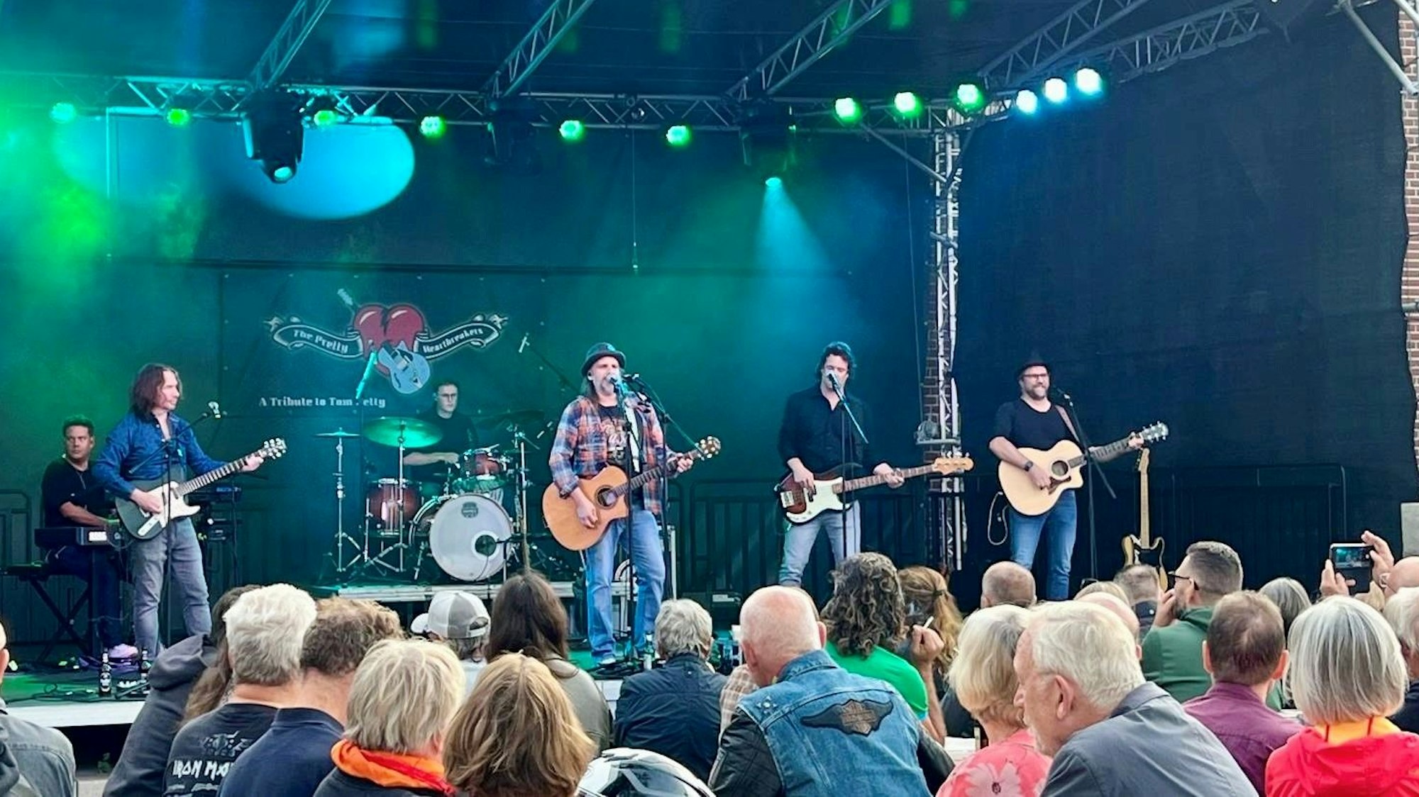 Die Konzerte auf dem Freideck der Kantine wurden aus der Not geboren. Heute sind sie fester Bestandteil des Open-Air-Kalenders.