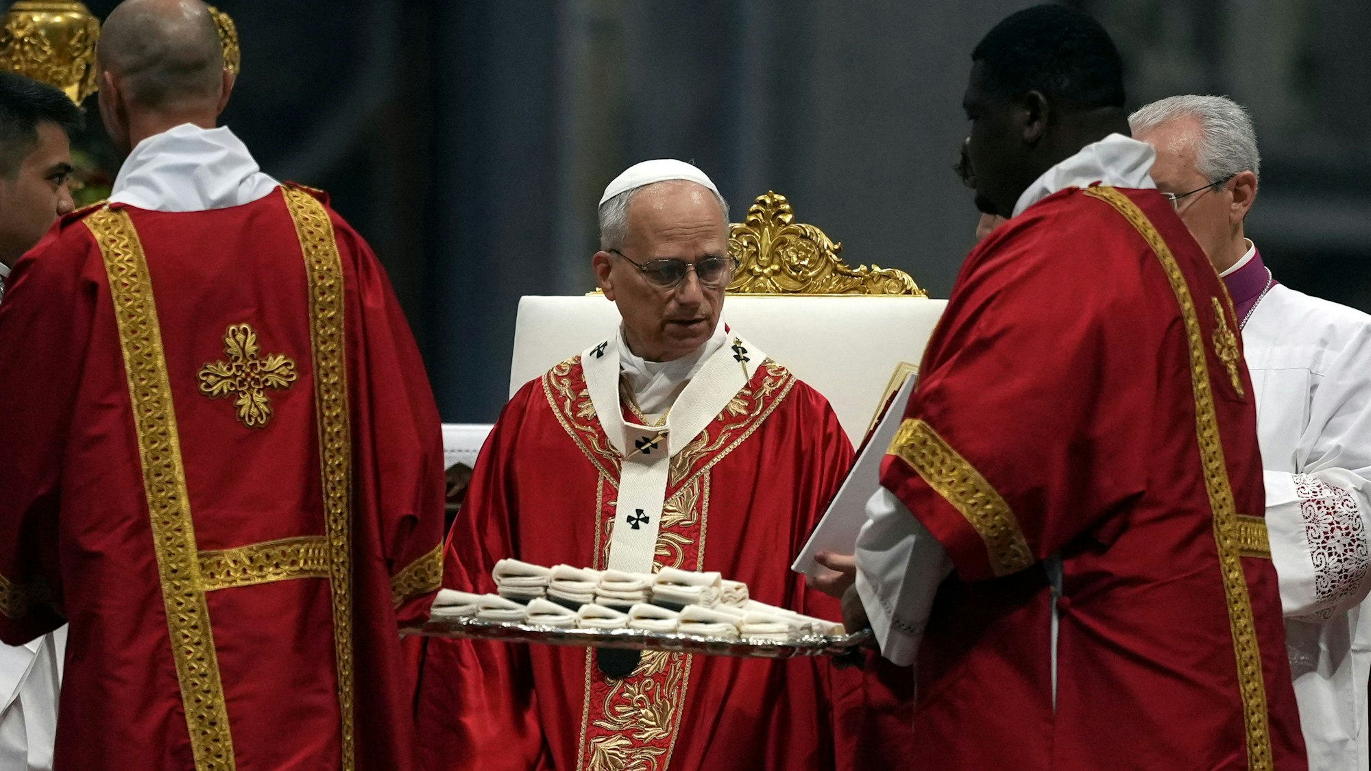 Papst Leo XIV. bei einer Messe im Petersdom.