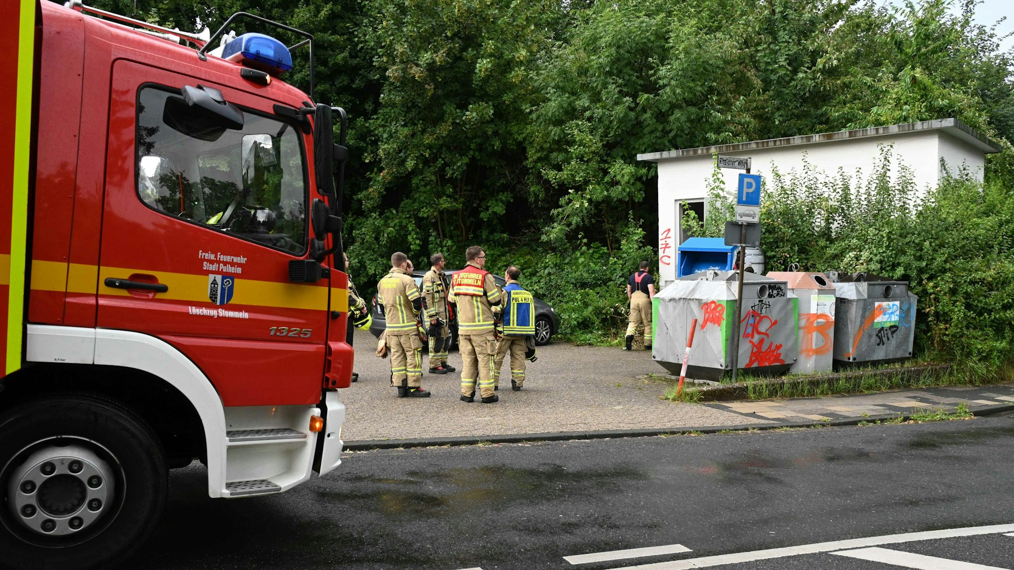 In Pulheim-Stommeln war in einem Trafohaus ein Schwelbrand ausgebrochen