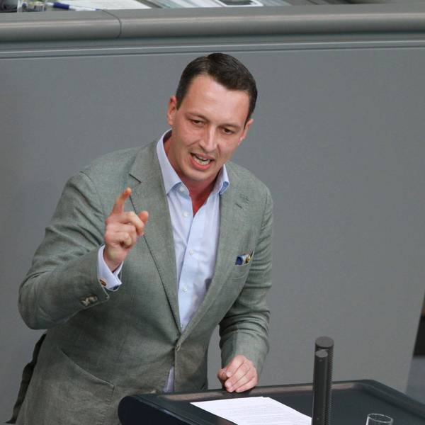 Matthias Helferich bei einer Debatte im Bundestag