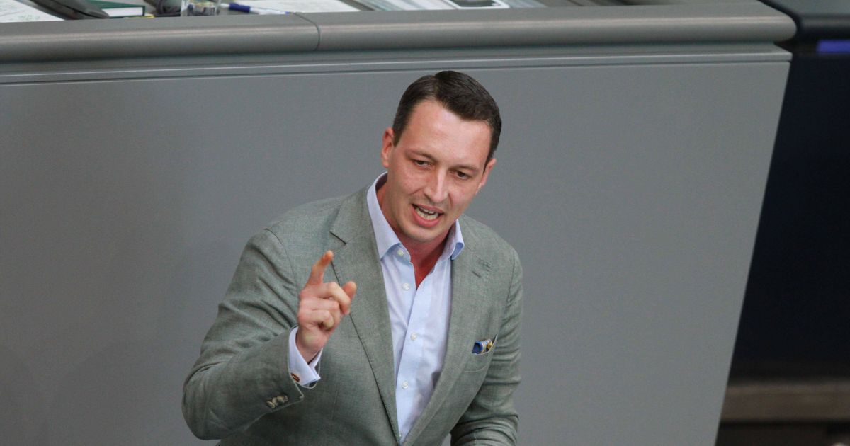 Nach „Viecher“-Post: AfD NRW schmeißt Matthias Helferich raus
