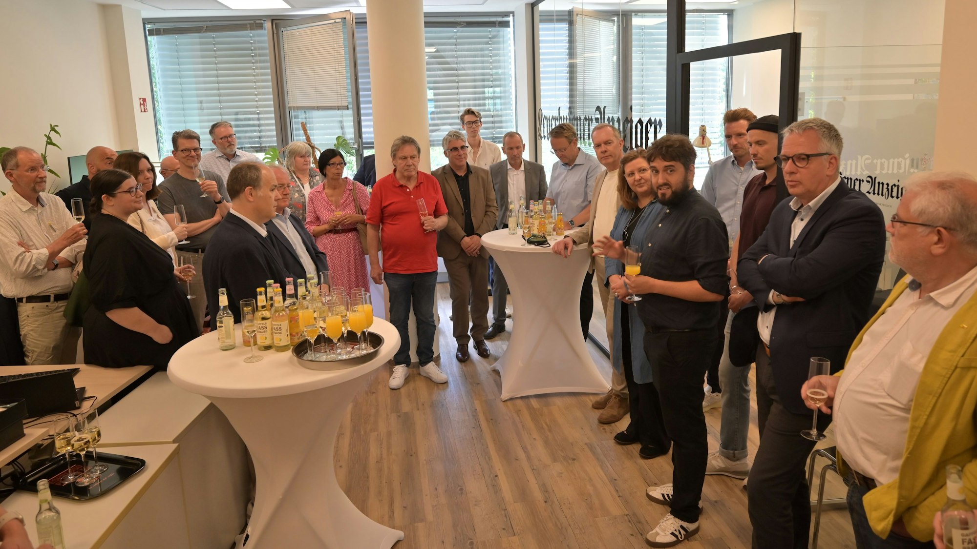 Einweihungsfeier in den neuen Redaktionsräumen „Leverkusener Anzeiger“ im Gesundheitshaus in Wiesdorf