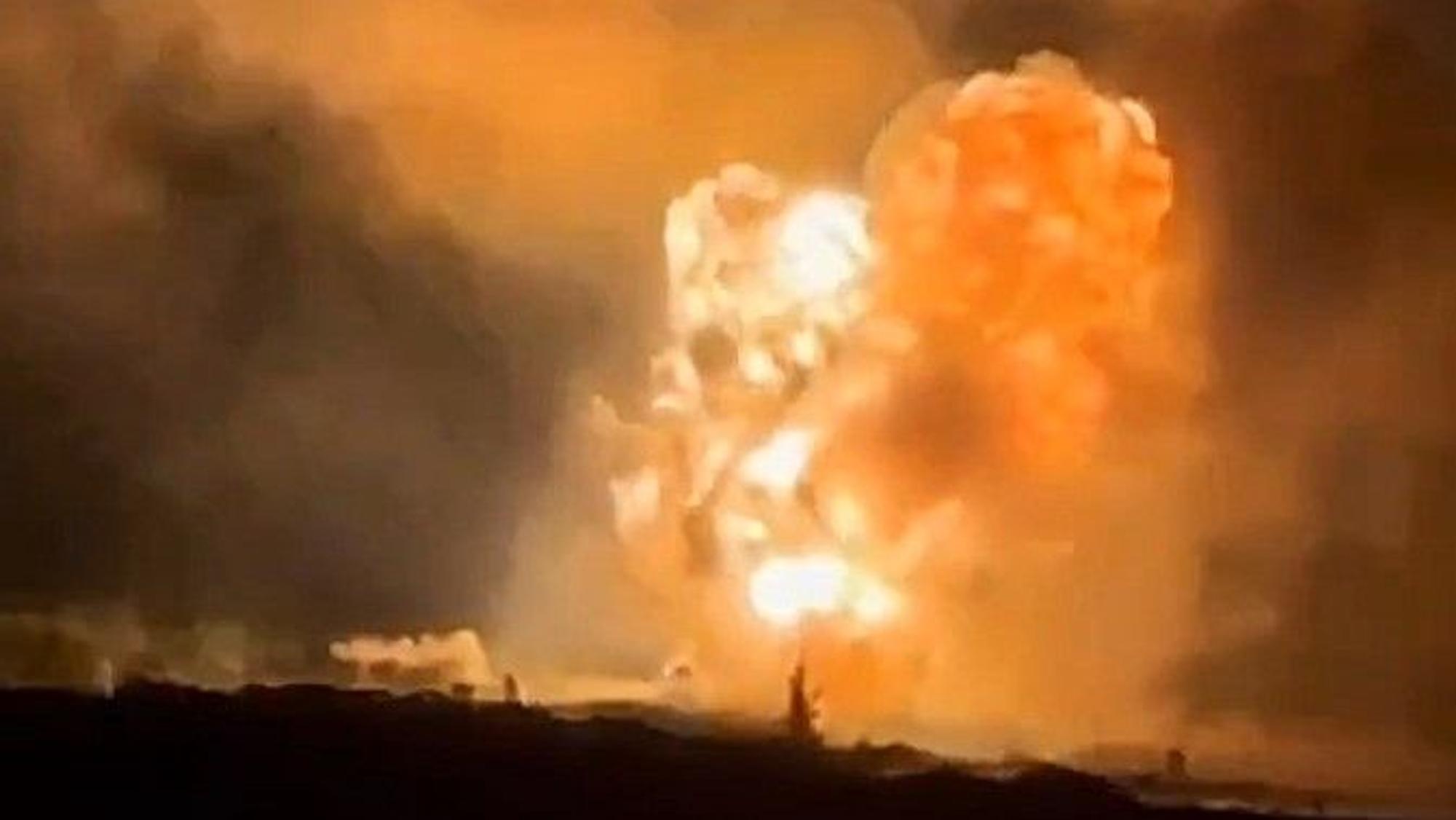 Explosion eines Munitionsdepots nahe Donezk, Juli 2025